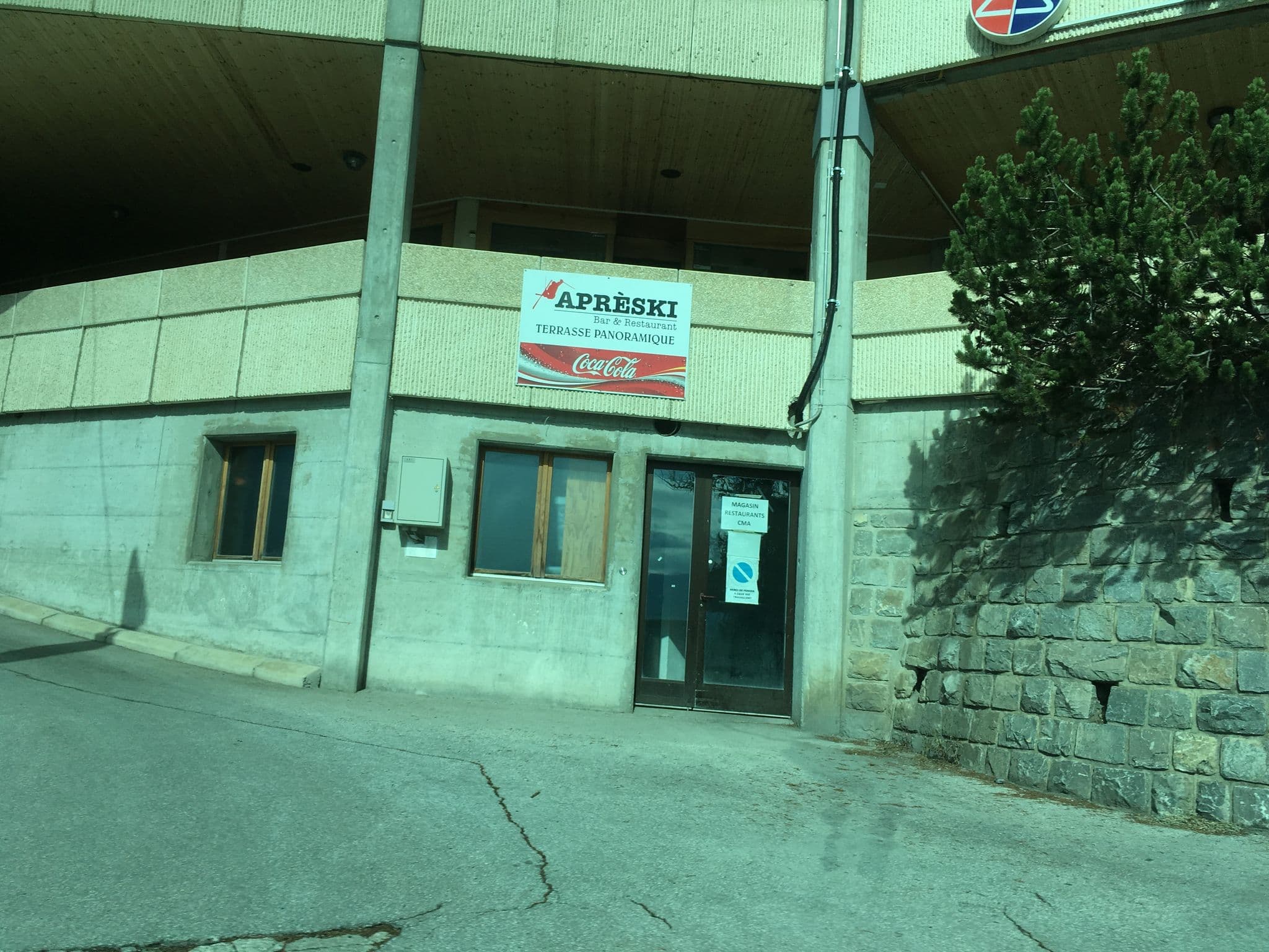Street view near Hotel Restaurant Panorama, Crans-Montana — © beat (CC BY-SA · Mapillary)