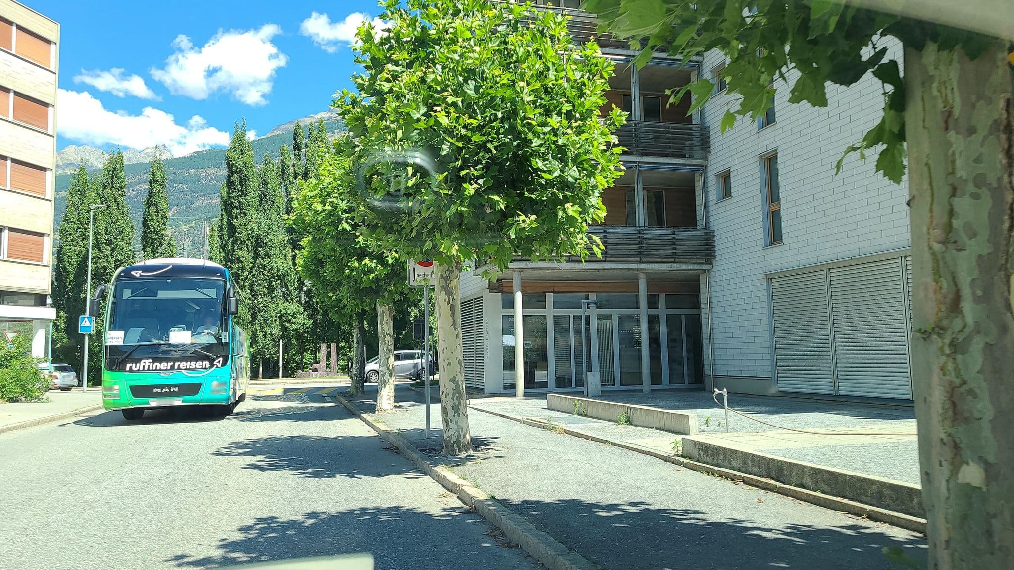 Street view near Personalfürsorgestiftung Valgraph, Visp — © chrisbeddow (CC BY-SA · Mapillary)