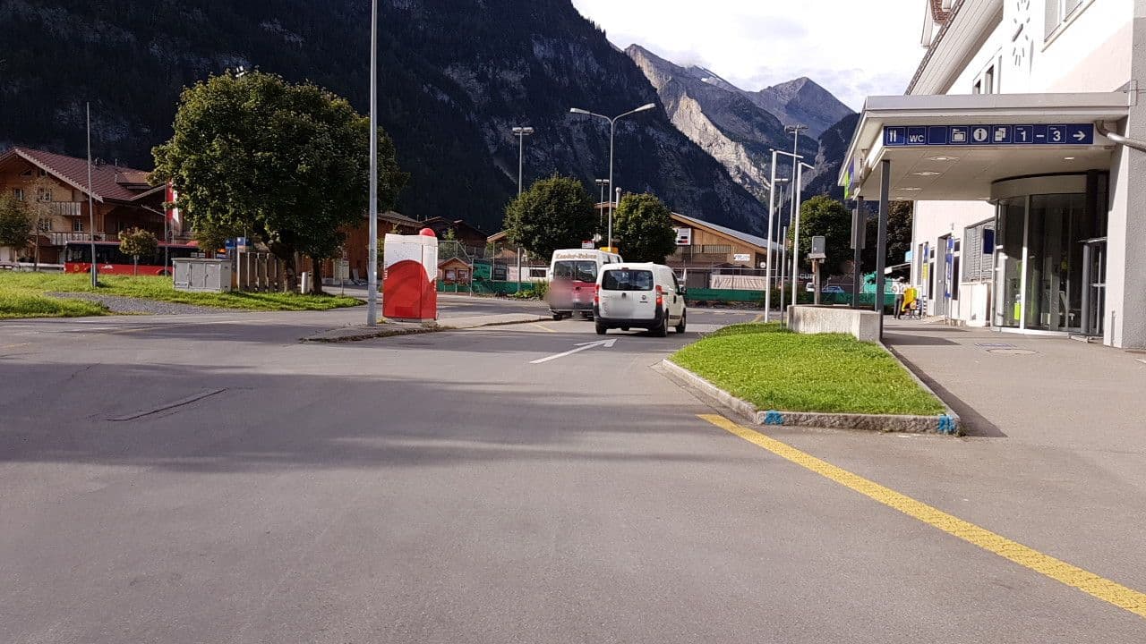 Street view near Alpina Hotel Kandersteg, Kandersteg — © trac71 (CC BY-SA · Mapillary)