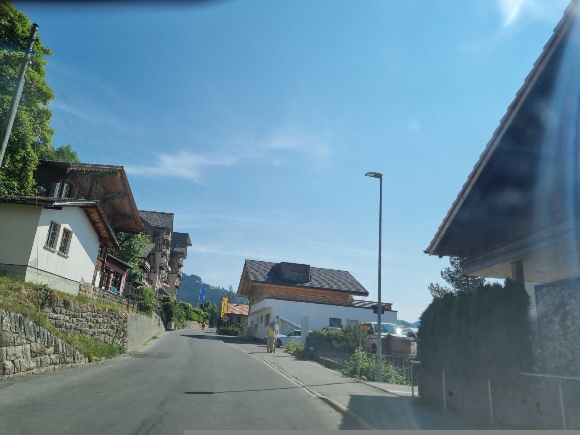Street view near Residence Favorita, Beatenberg — © Yha1 (CC BY-SA · Mapillary)
