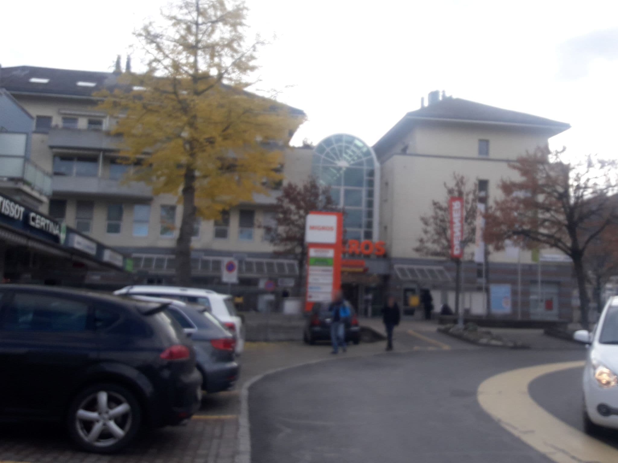 Street view near Jugendheim Sternen AG, Spiez — © bodo3 (CC BY-SA · Mapillary)