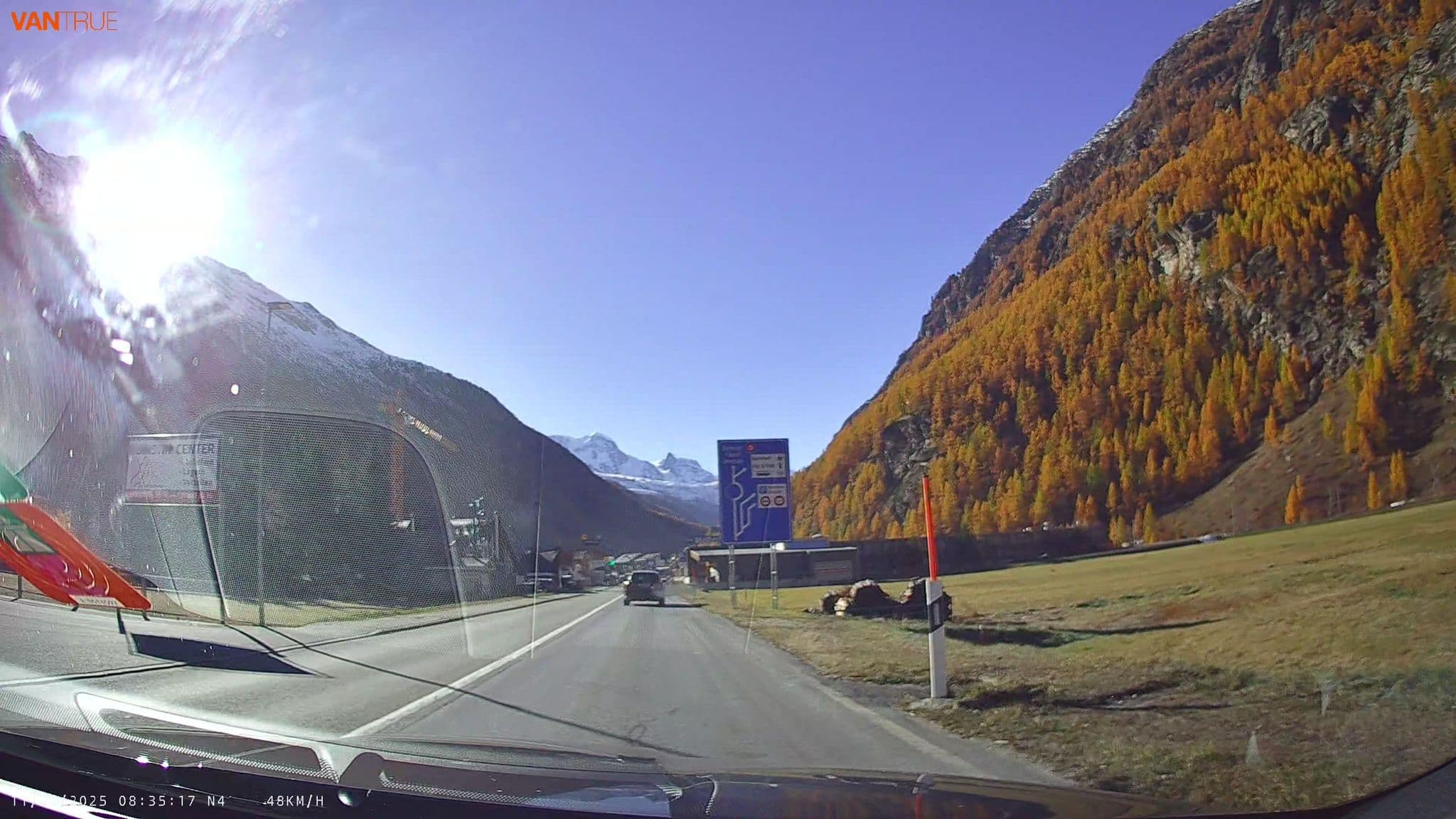Street view near Appartementhaus Crystal, Zermatt — © fcignat (CC BY-SA · Mapillary)