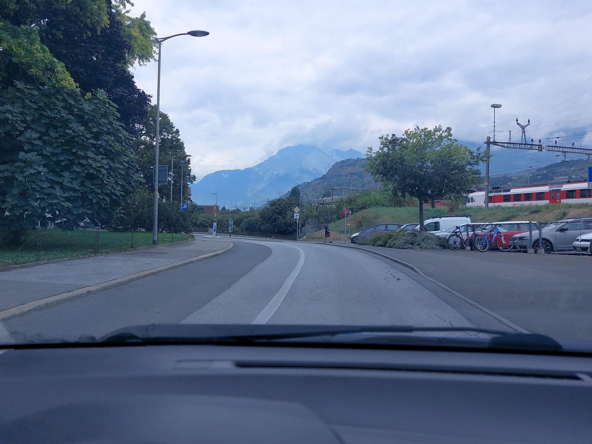 Street view near HI Hostel of Sion, Sitten — © Balbenar (CC BY-SA · Mapillary)