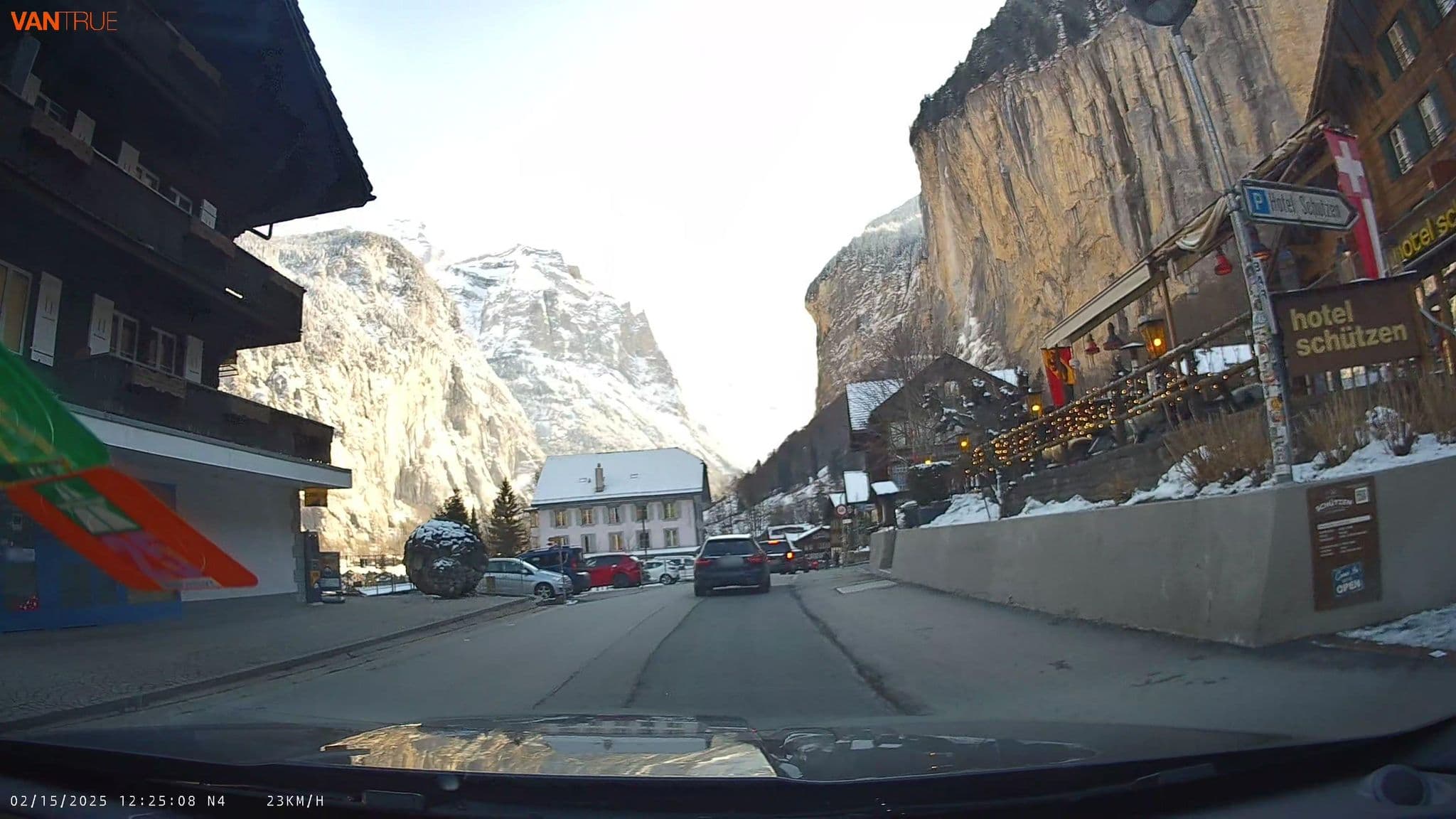 Street view near السرير الي مافي احسن منه💕, Lauterbrunnen — © fcignat (CC BY-SA · Mapillary)