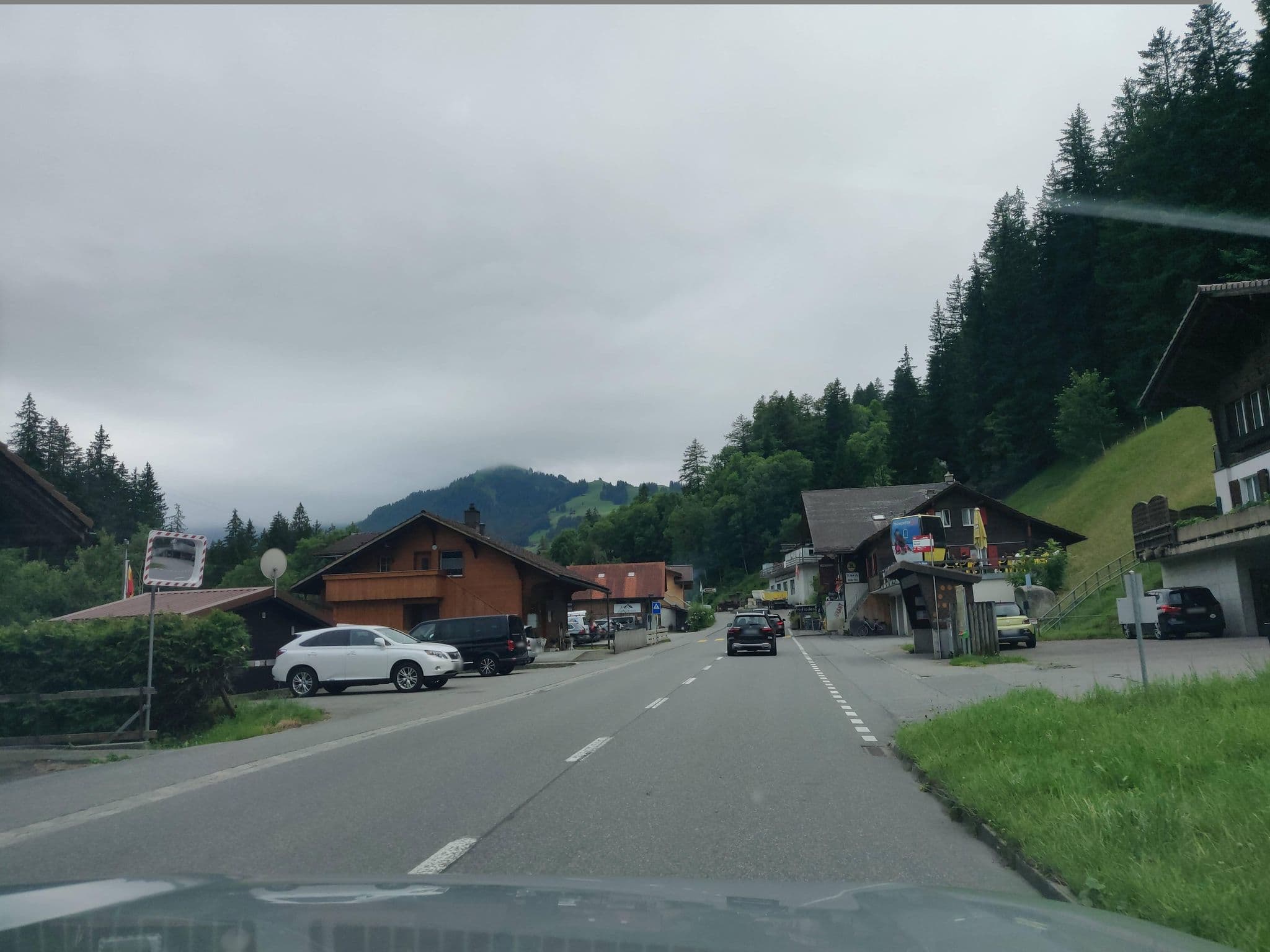 Street view near Ferienwohnung Margeli, Adelboden — © Yha1 (CC BY-SA · Mapillary)