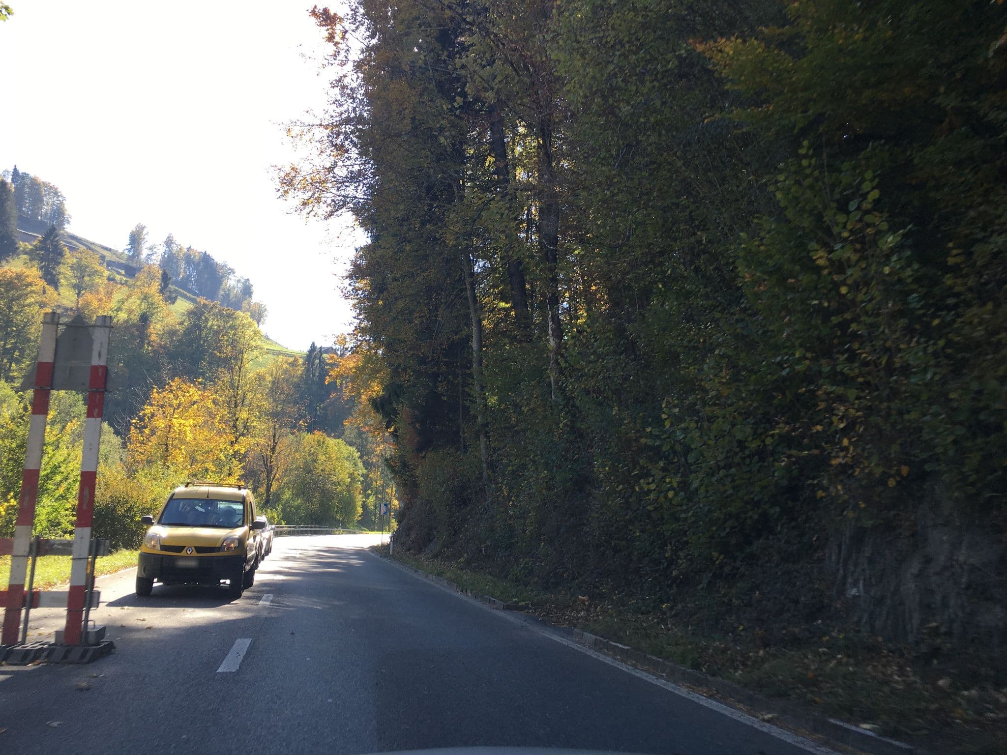 Street view near Weltmetropole Oberwil, Boltigen — © chuck (CC BY-SA · Mapillary)