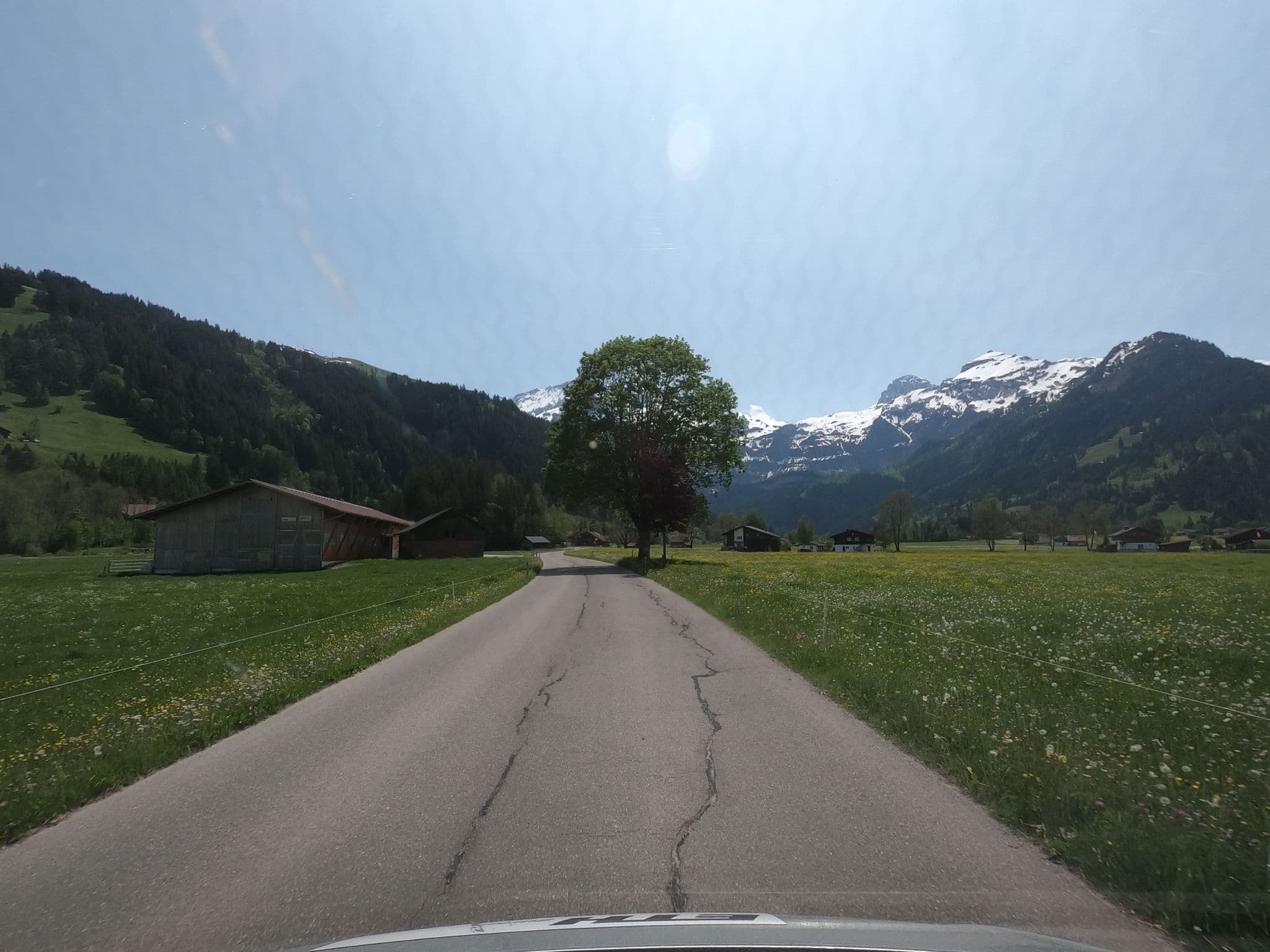 Street view near Haus Neufeld, Lenk — © canadarunner (CC BY-SA · Mapillary)