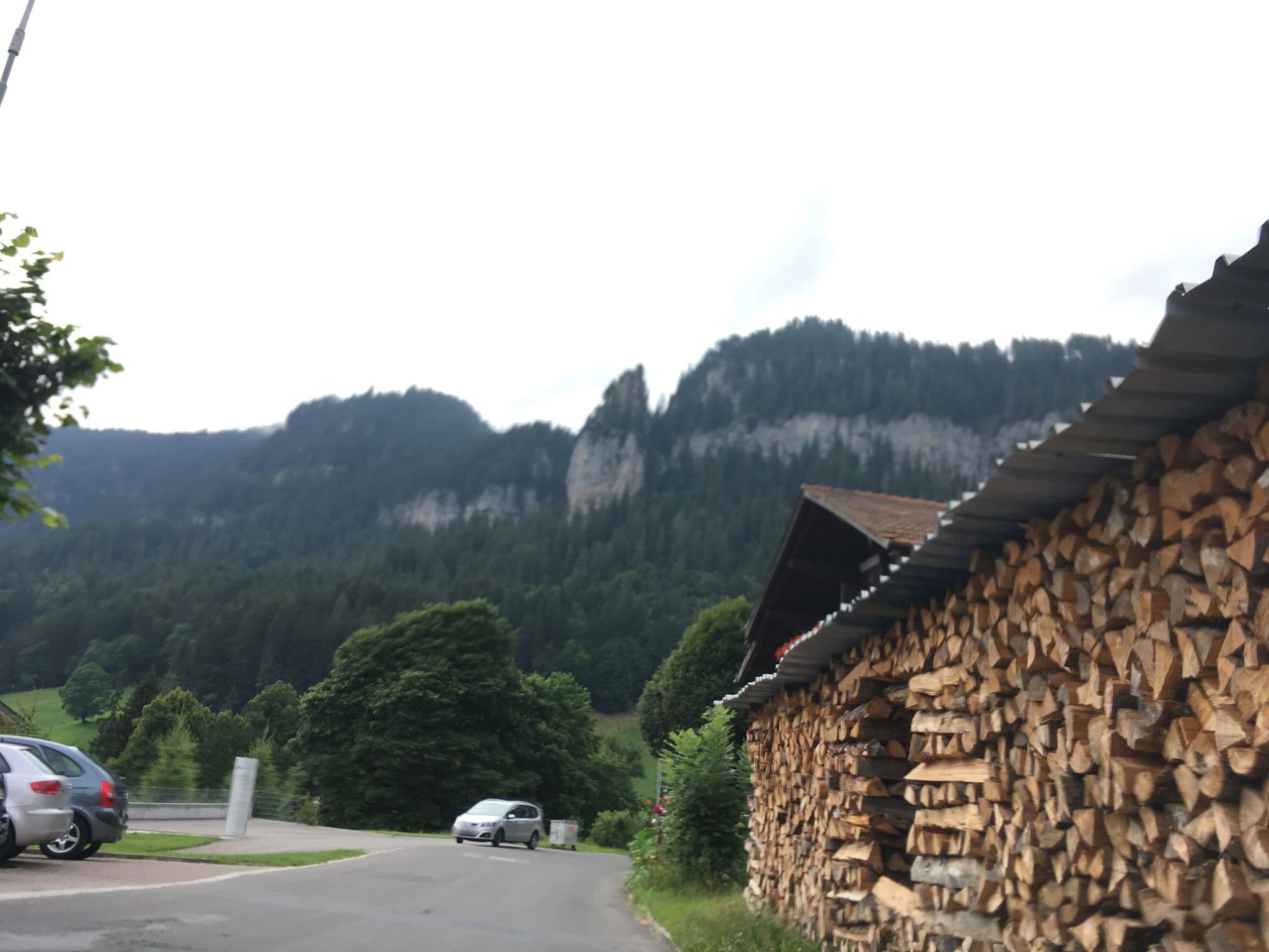 Street view near Alphotel Eiger B&B, Beatenberg — © beat (CC BY-SA · Mapillary)