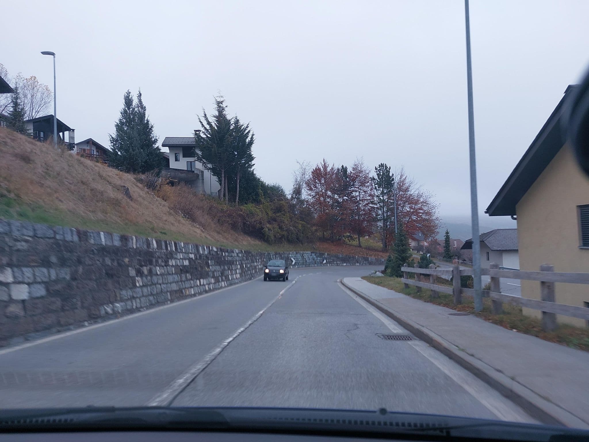 Street view near Hôtel Beaureg'art, Randogne — © Balbenar (CC BY-SA · Mapillary)