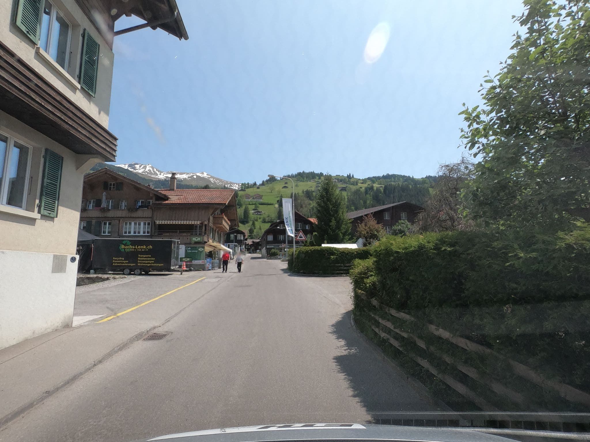 Street view near Hotel-Restaurant Sternen, Lenk — © canadarunner (CC BY-SA · Mapillary)