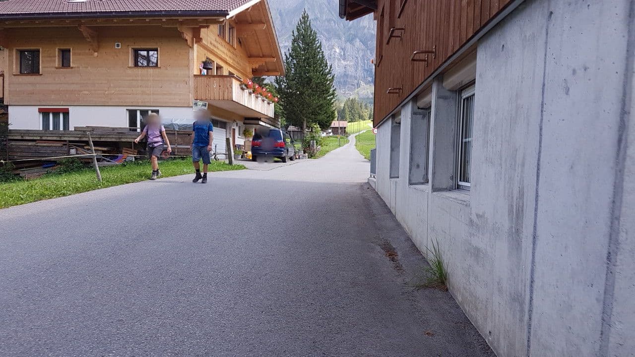 Street view near Hari's Chalet 4, Adelboden — © trac71 (CC BY-SA · Mapillary)