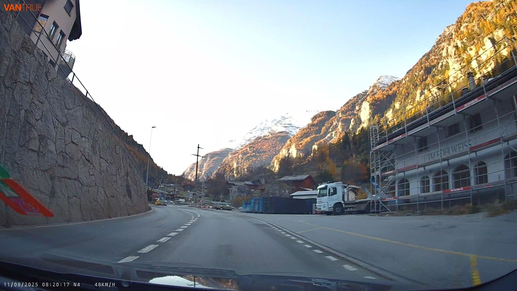 Street view near Hotel Im Edelweiss, Sankt Niklaus — © fcignat (CC BY-SA · Mapillary)