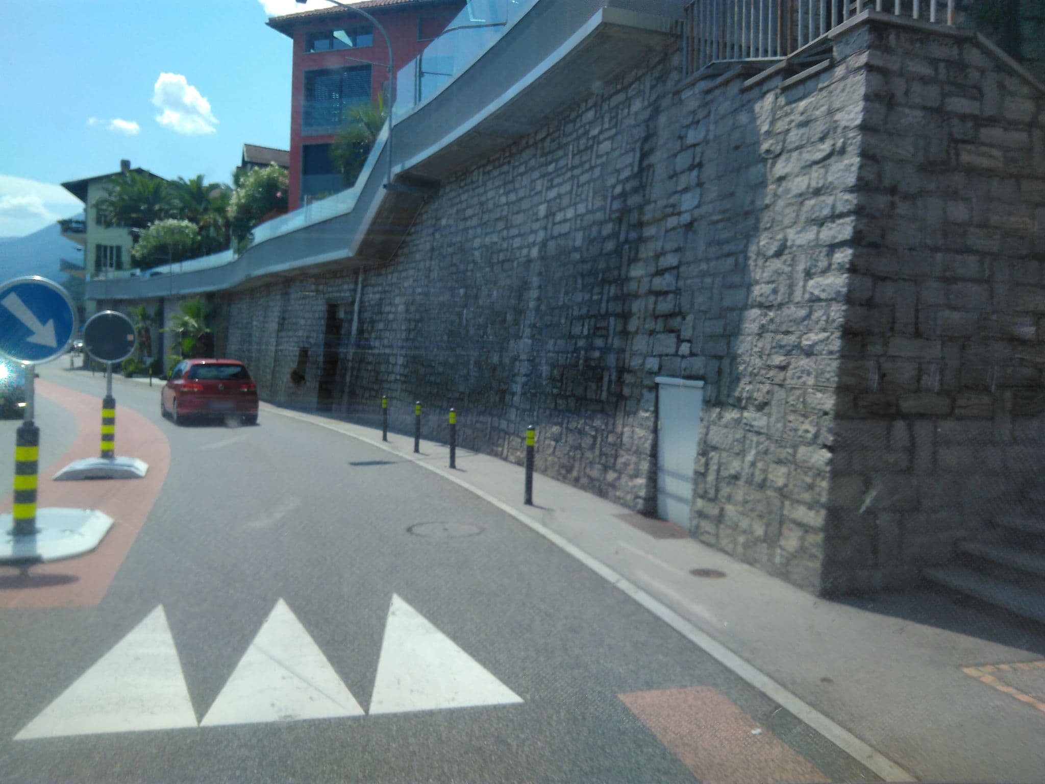 Street view near Holiday Apartments Casa San Martino Patricia & Raffaello Zucconi, Riviera — © mknight (CC BY-SA · Mapillary)