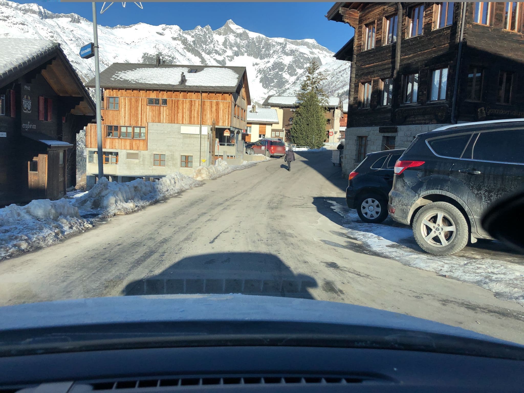 Street view near Wannenhorn SA, Fiesch — © stefan005 (CC BY-SA · Mapillary)