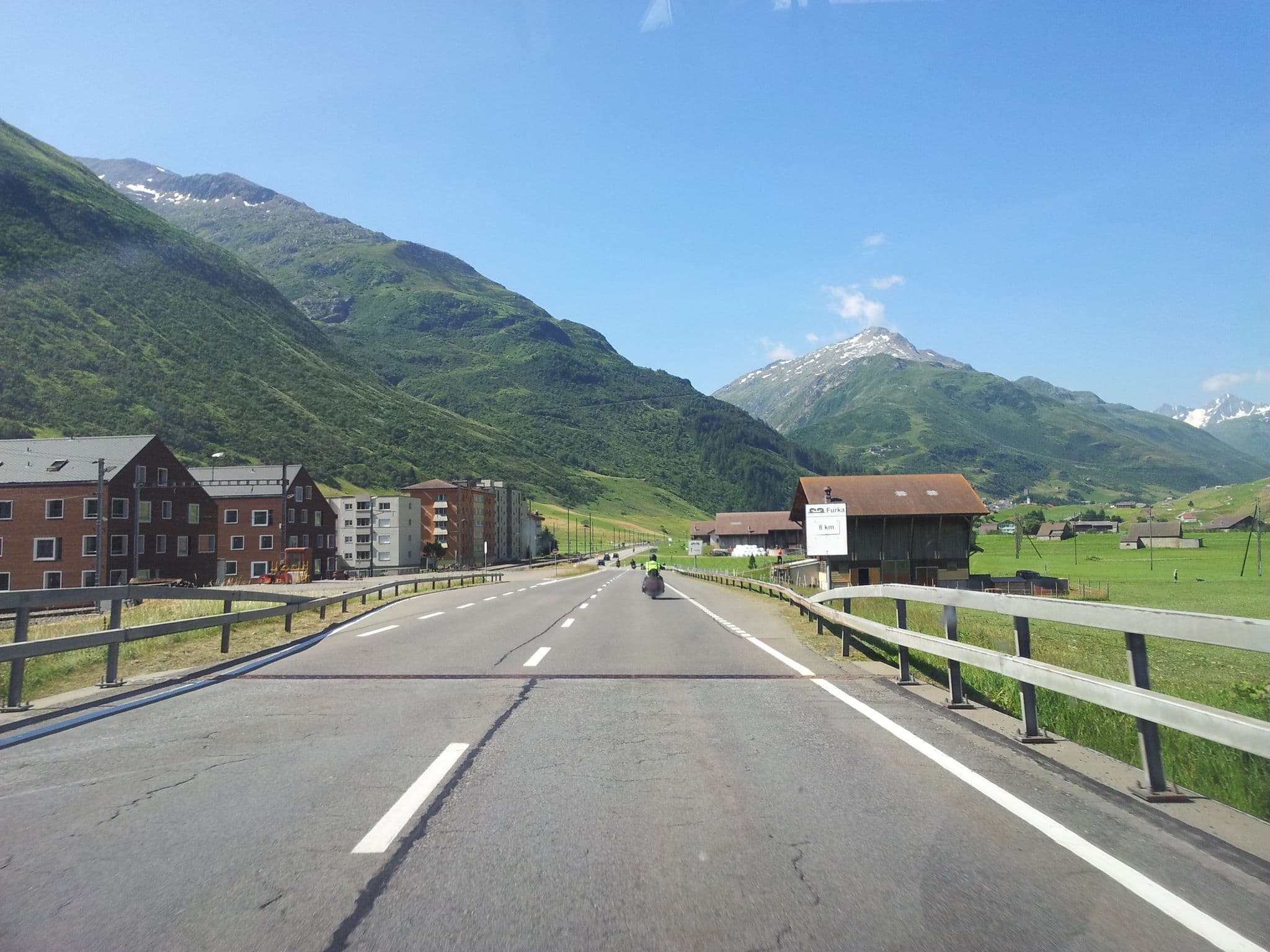 Street view near Andermatt Alpine Apartments, Andermatt — © sp8962de (CC BY-SA · Mapillary)