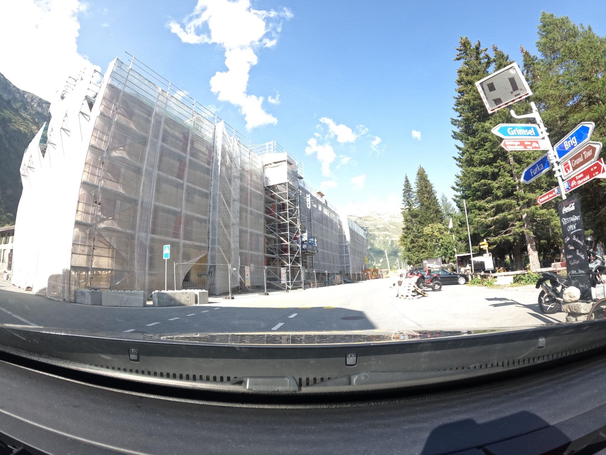 Street view near Grand Hotel Glacier du Rhône, Airolo — © vinisa (CC BY-SA · Mapillary)