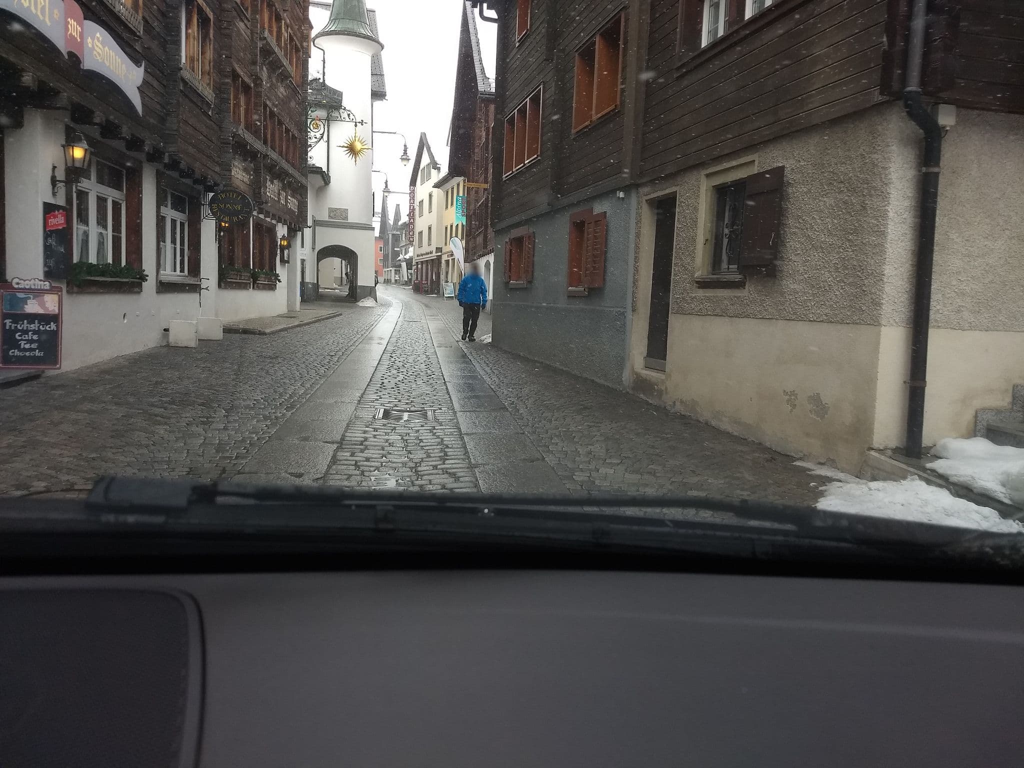 Street view near Hotel Sonne, Andermatt — © schalke_05 (CC BY-SA · Mapillary)
