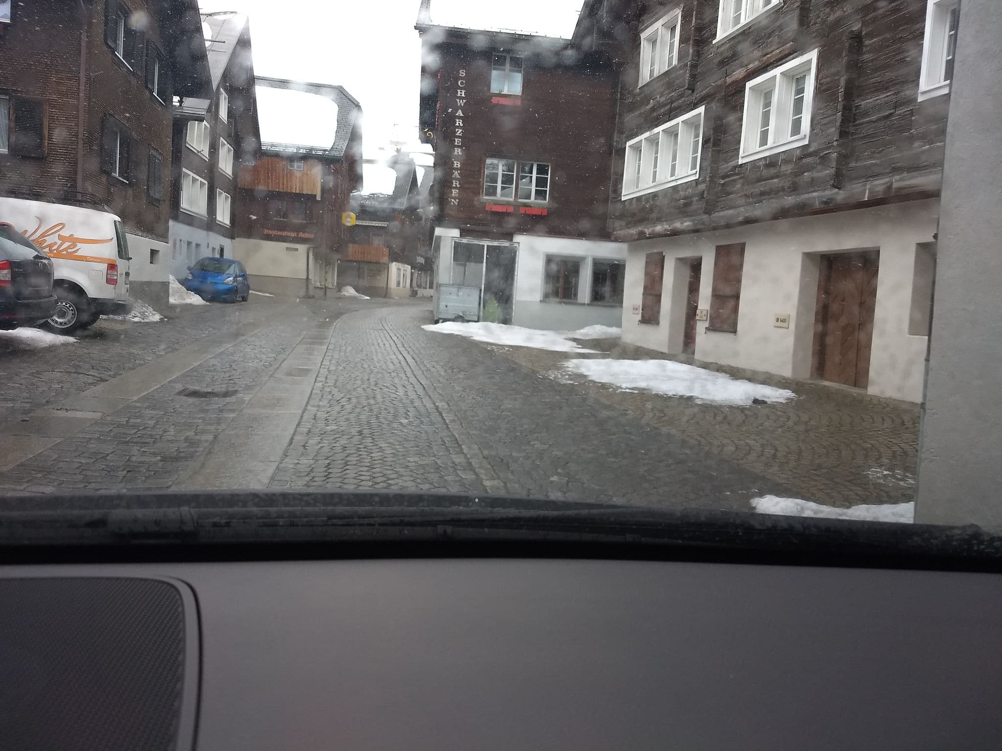 Street view near Hotel Schwarzer Bären Andermatt, Andermatt — © schalke_05 (CC BY-SA · Mapillary)