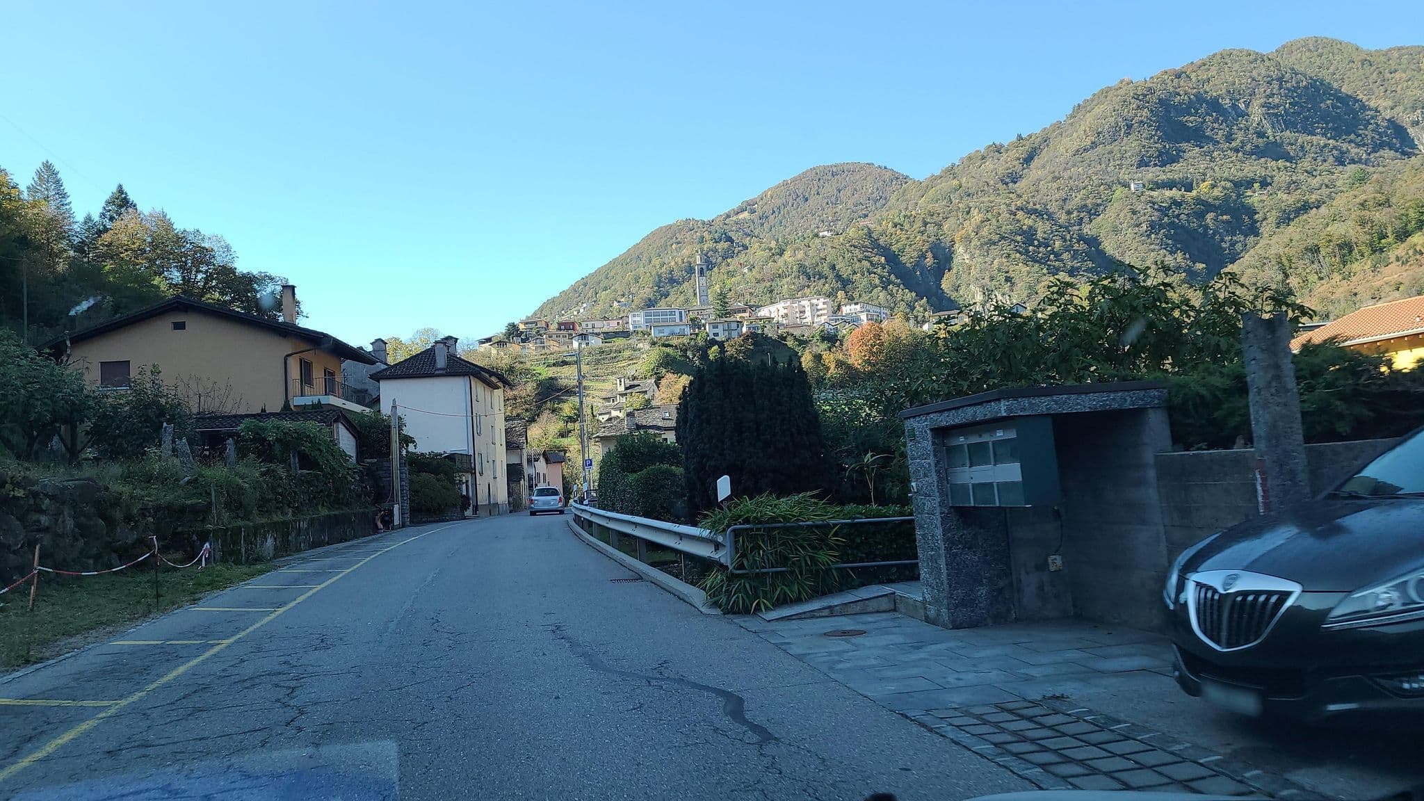 Street view near Hotel Acapulco au Lac, Verscio — © chrisbeddow (CC BY-SA · Mapillary)