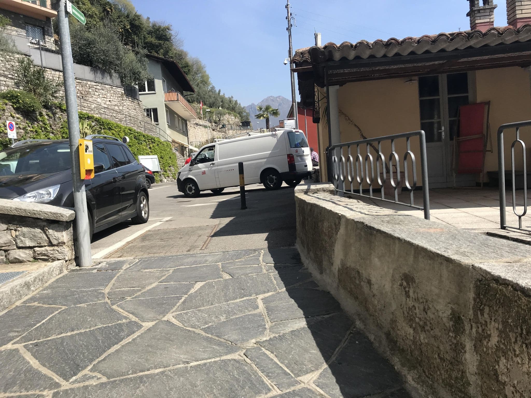 Street view near Casa Lago Lugano, Pregassona — © miguel_andrade (CC BY-SA · Mapillary)