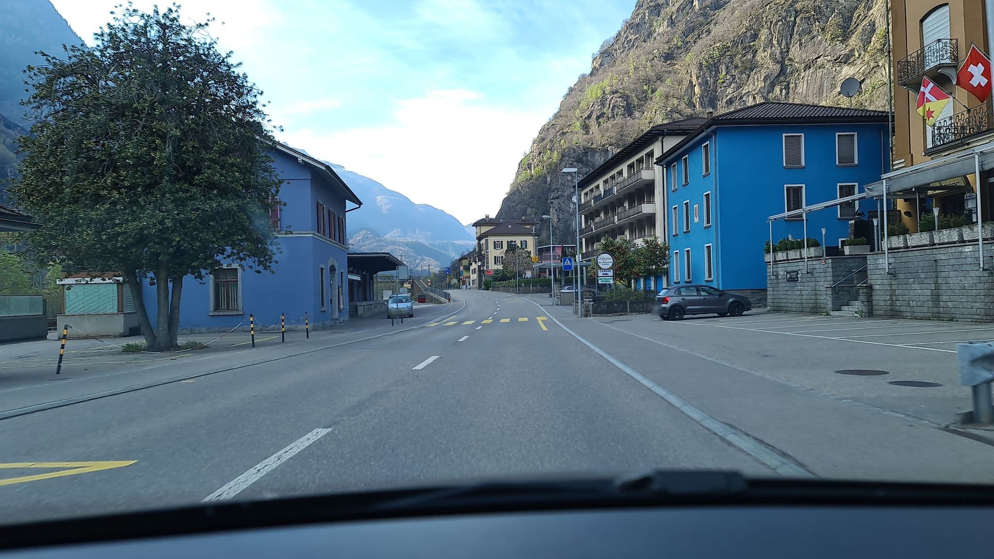 Street view near Albergo Stazione, Bodio — © alexanderar (CC BY-SA · Mapillary)