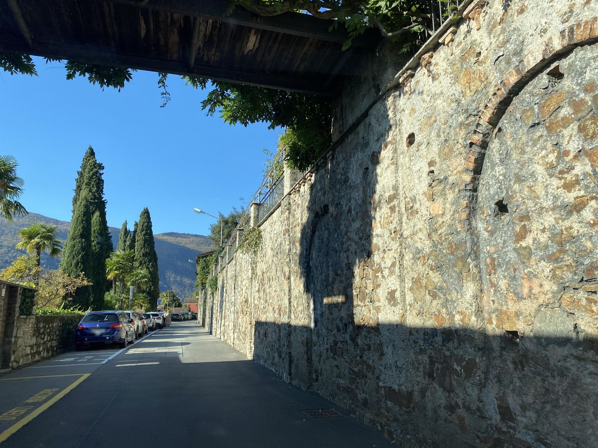 Street view near Albergo-Ristorante Carina, Melide — © chrisbeddow (CC BY-SA · Mapillary)