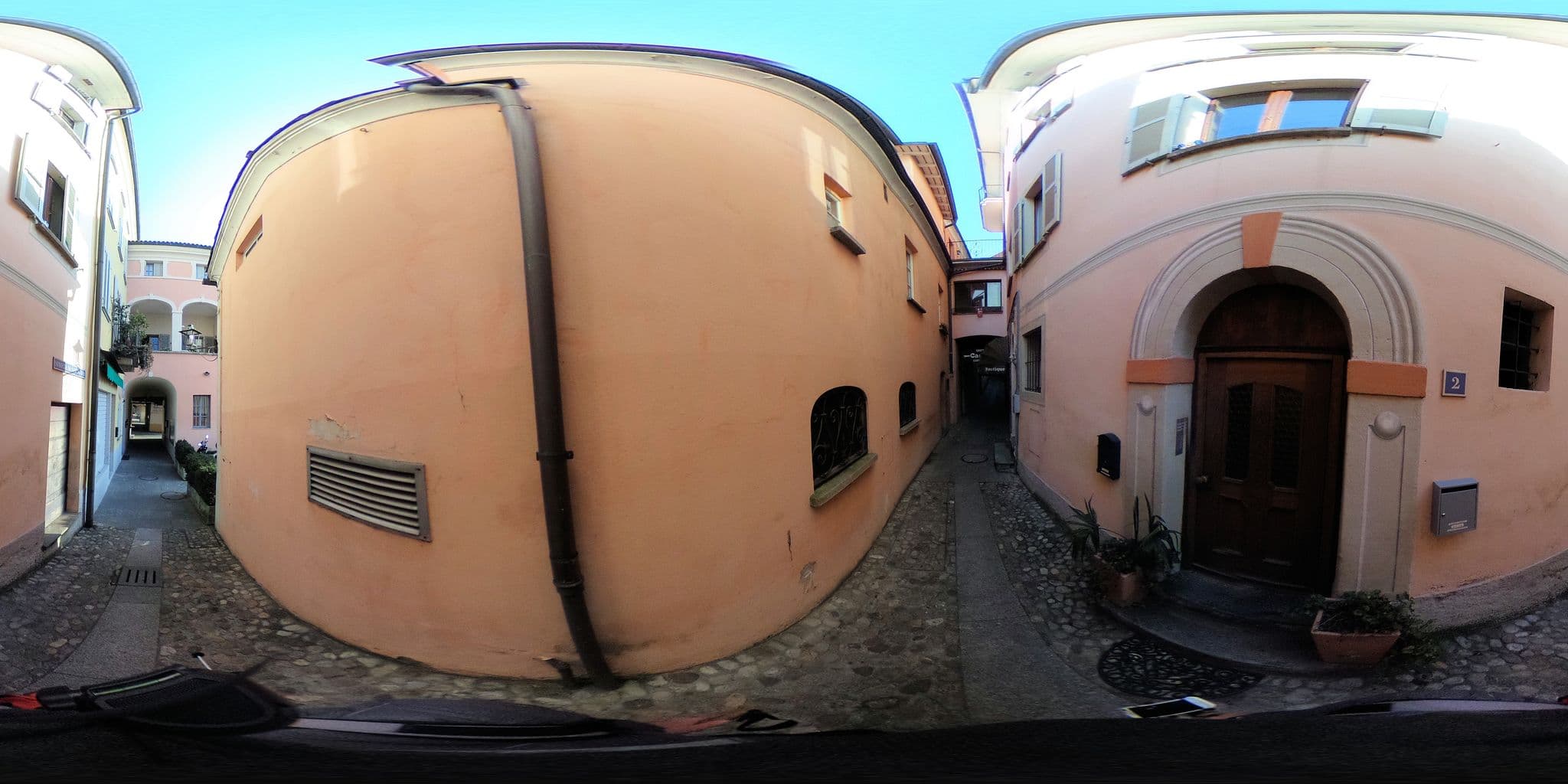 Street view near Albergo della Posta, Melide — © kaitu (CC BY-SA · Mapillary)