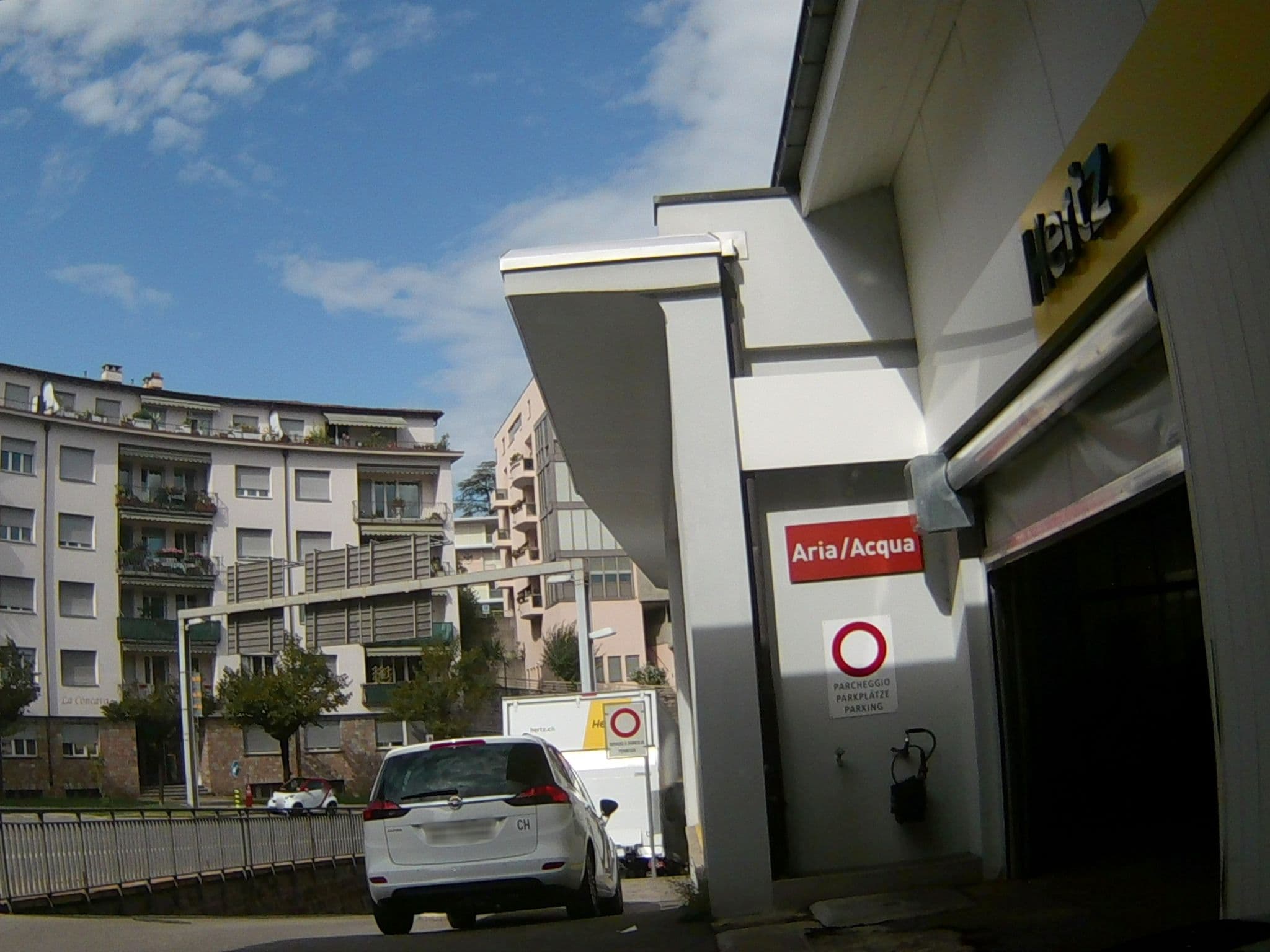 Street view near Piccola Grecia 8, Massagno — © endszbrxns (CC BY-SA · Mapillary)