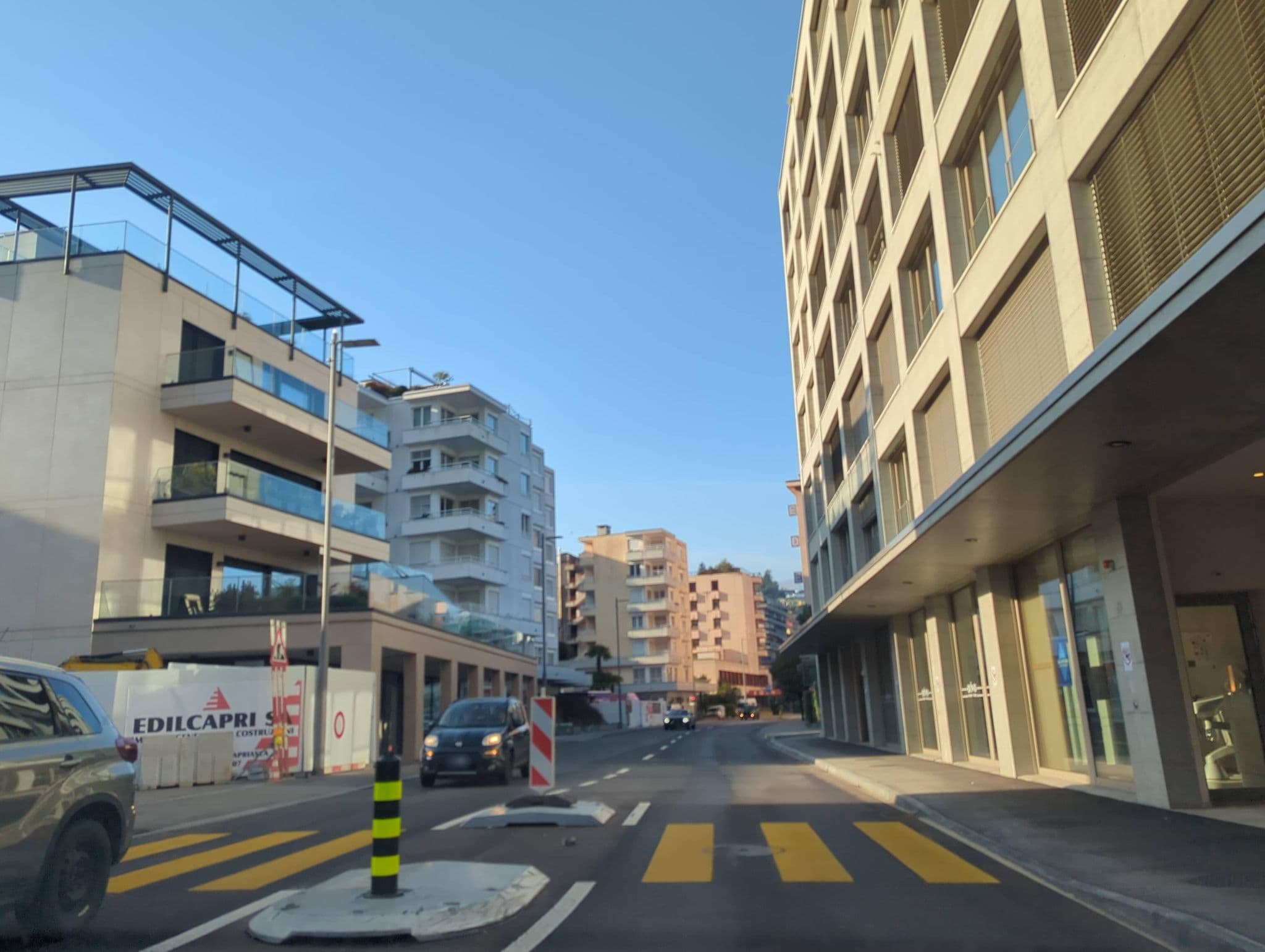 Street view near Hotel Du Lac, Sorengo — © ivanbranco (CC BY-SA · Mapillary)