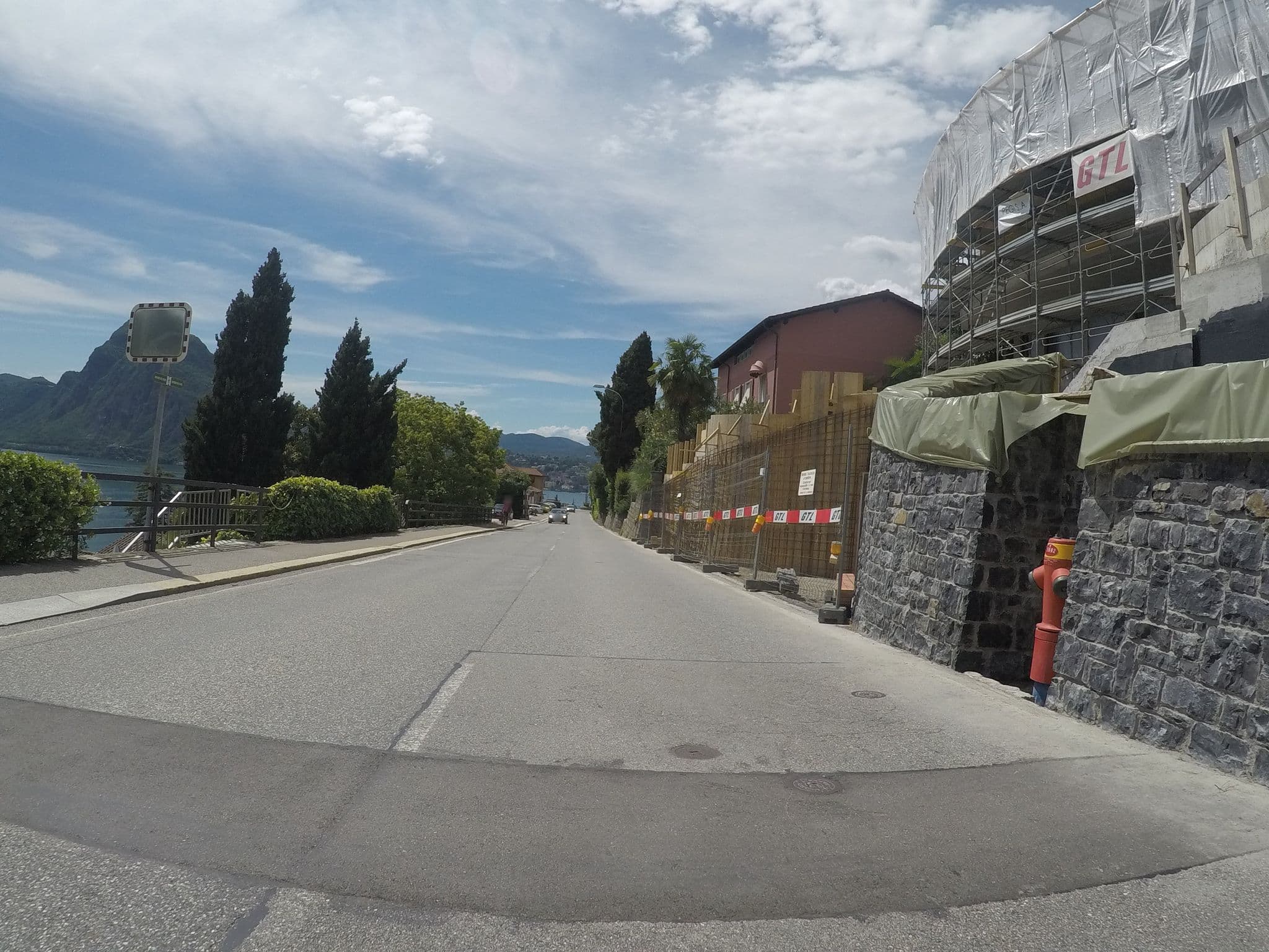 Street view near Baronie Villa Le Pergole, Viganello — © chrisbeddow (CC BY-SA · Mapillary)