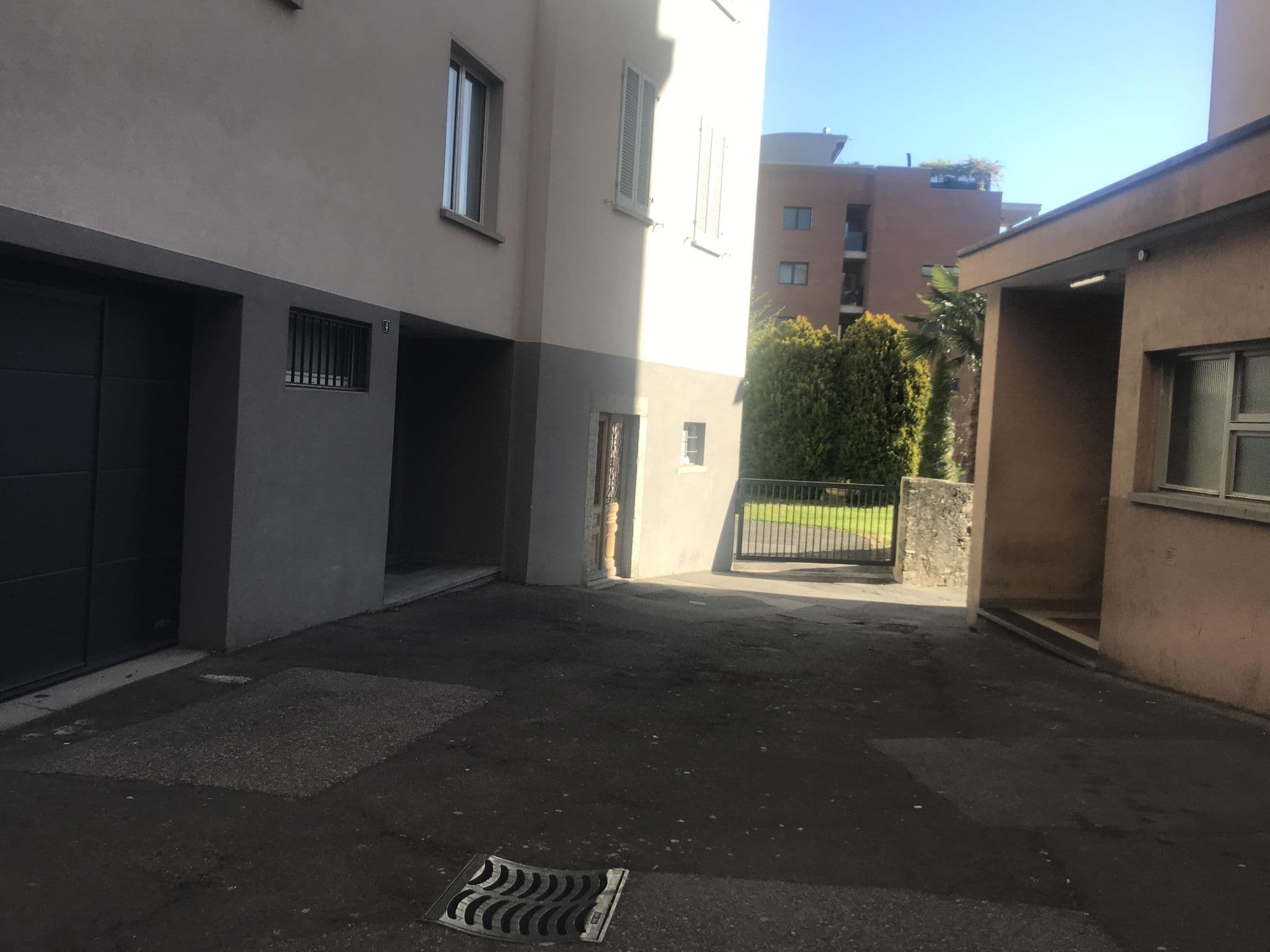 Street view near KKD Appartamenti Massagno, Massagno — © miguel_andrade (CC BY-SA · Mapillary)