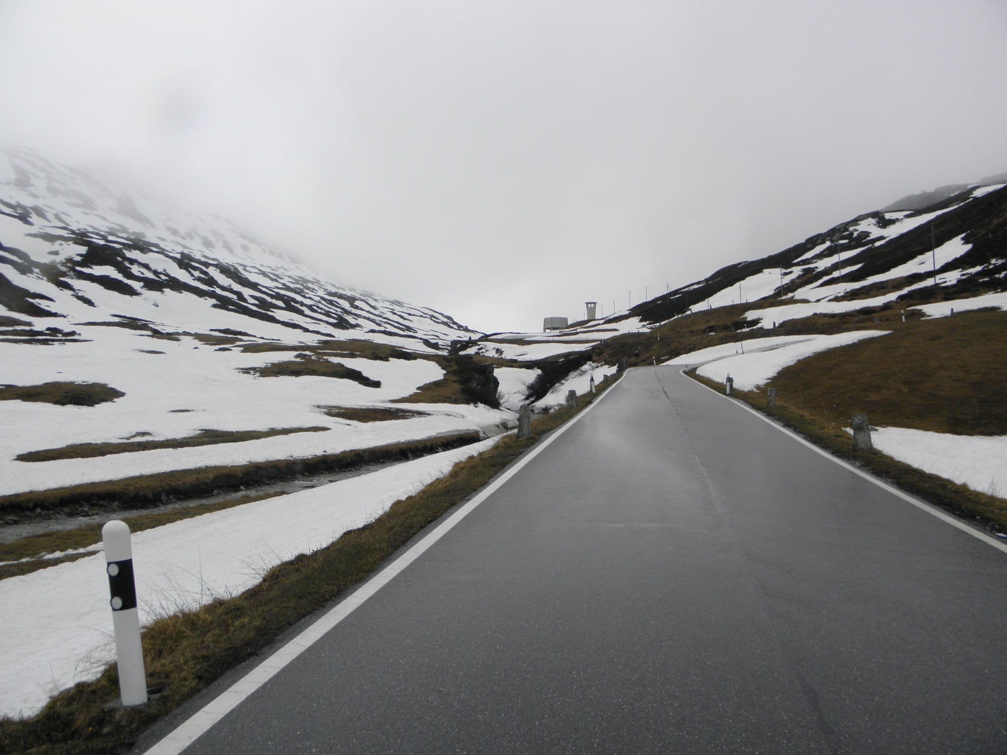 Street view near Ospizio Passo San Bernardino, Mesocco — © thema13 (CC BY-SA · Mapillary)