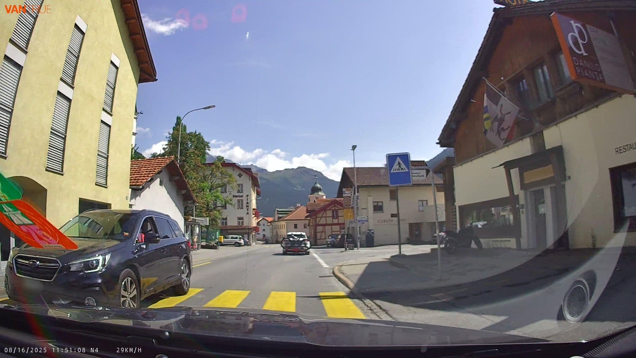 Street view near Minotel Danilo Hotel Savognin, Lenzerheide — © fcignat (CC BY-SA · Mapillary)
