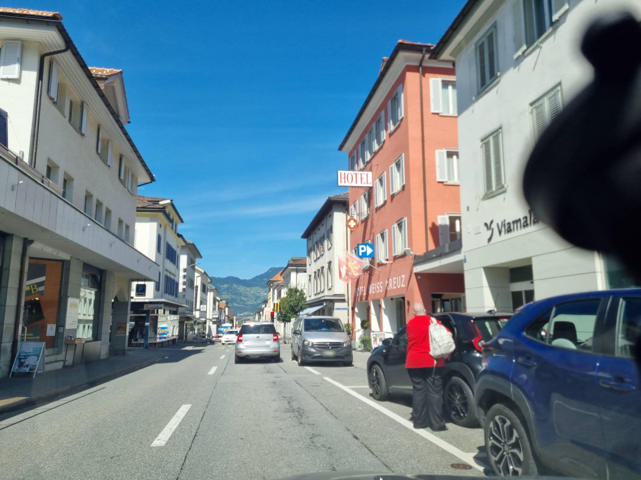 Street view near Hotel Bernina, Franco Santalucia, Thusis — © dsmm (CC BY-SA · Mapillary)