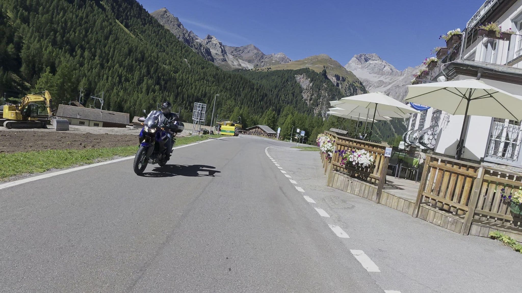 Street view near Hotel Kulm Preda, Samedan — © Guzzi_Franze (CC BY-SA · Mapillary)