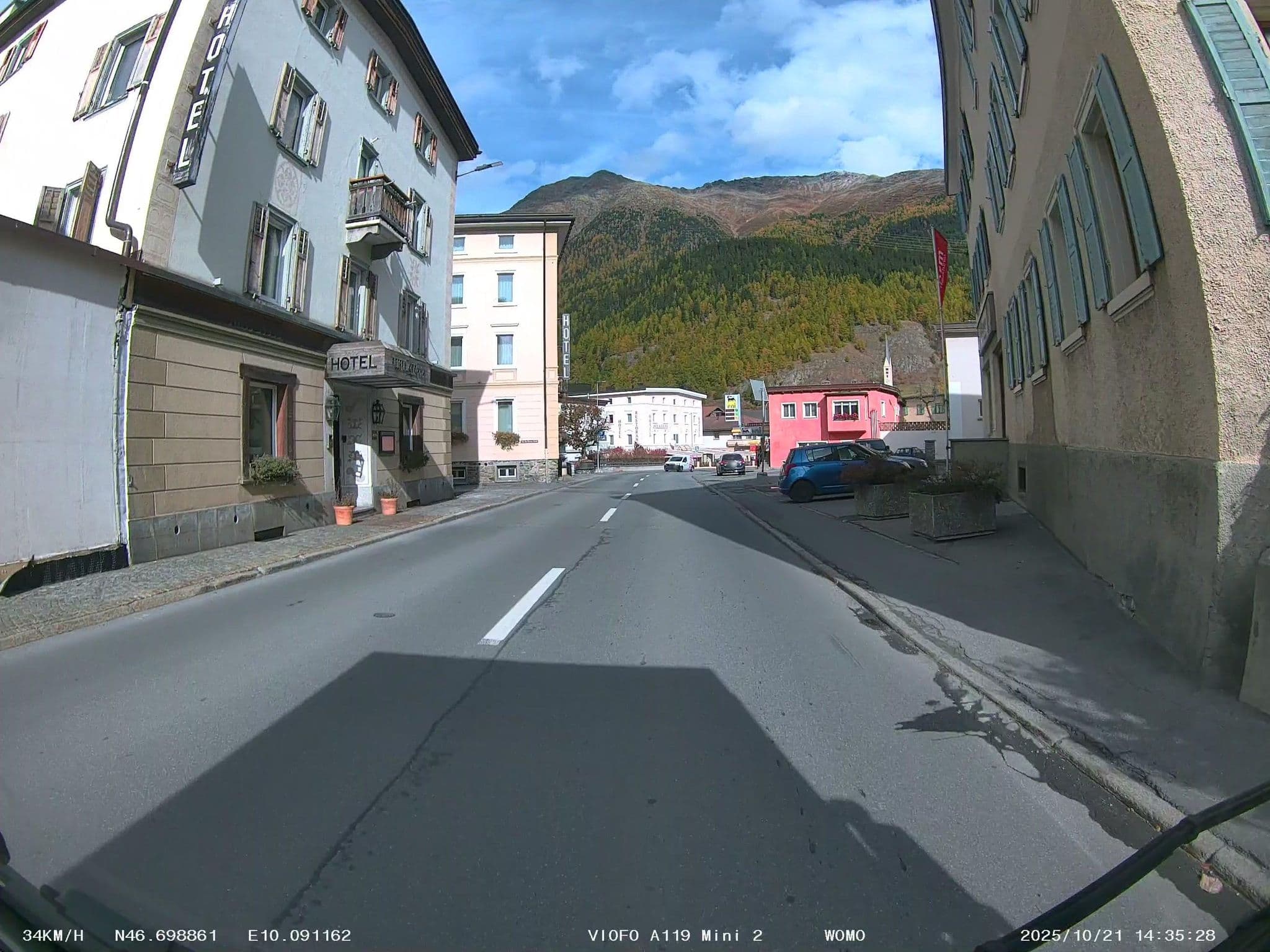 Street view near Hotel Crusch Alba Swiss Lodge, Zernez — © soulcover (CC BY-SA · Mapillary)