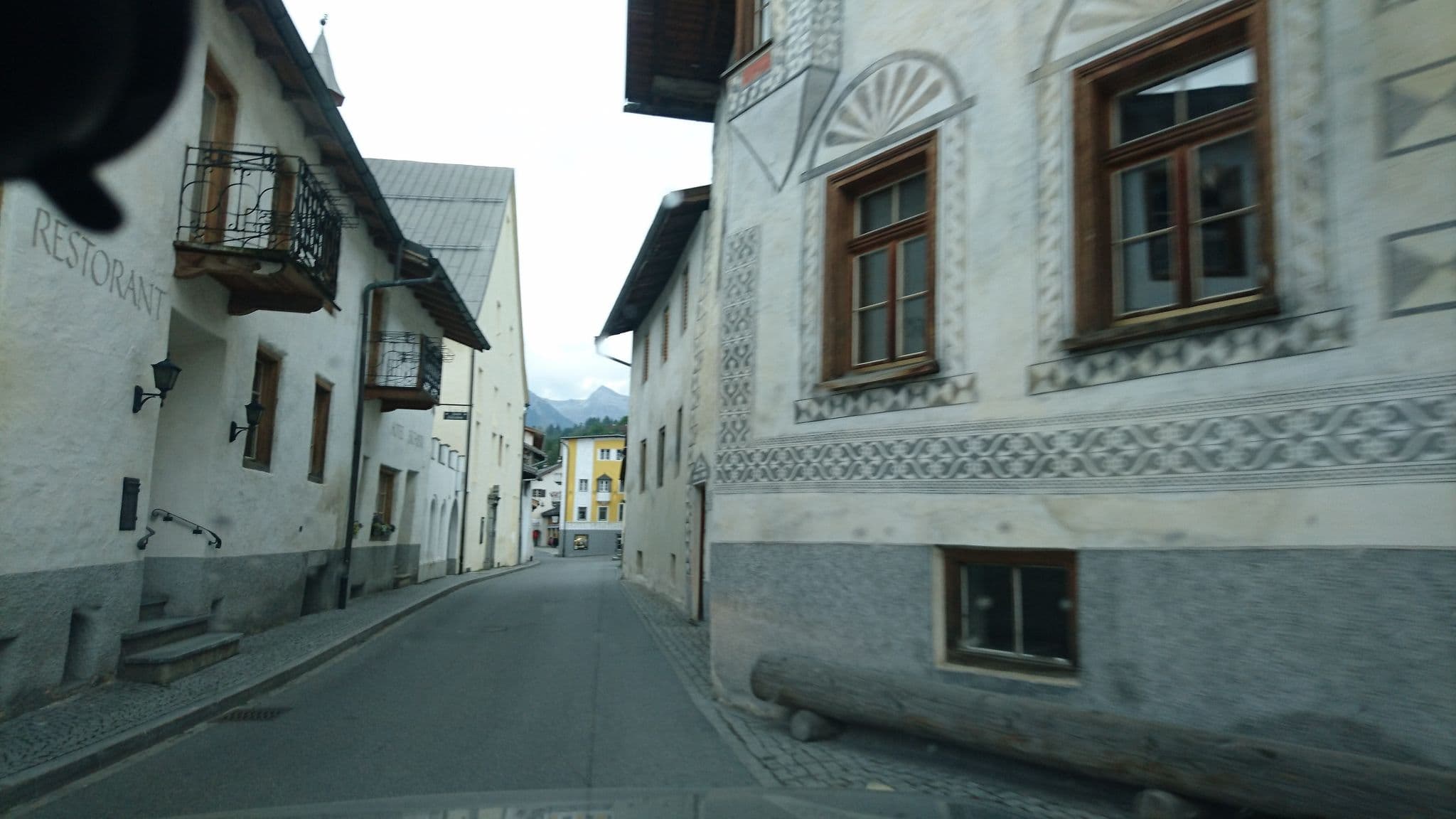 Street view near Hotel Hirschen, Scuol — © voschix (CC BY-SA · Mapillary)