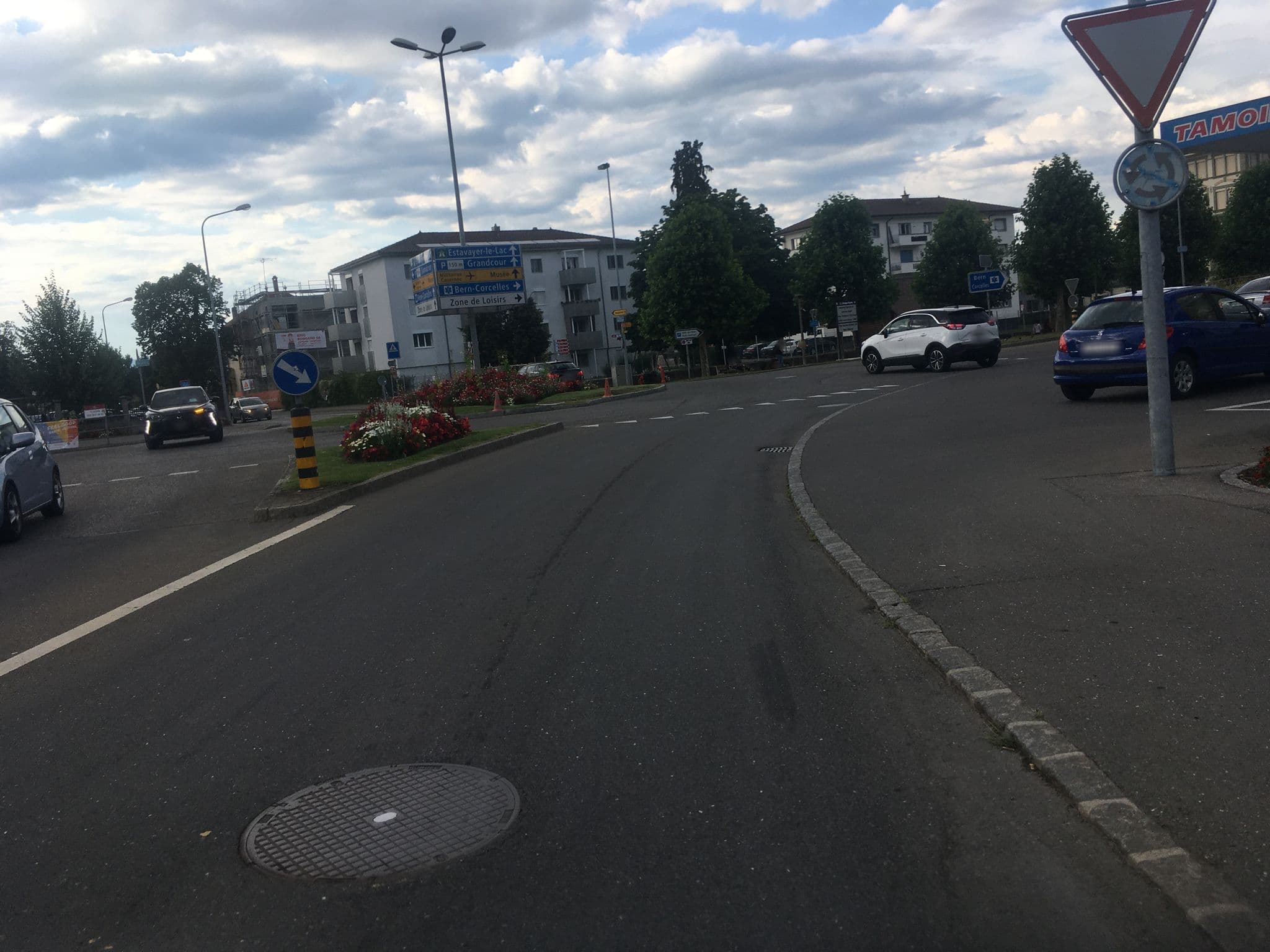 Street view near Administration communale de Payerne, Payerne — © beat (CC BY-SA · Mapillary)