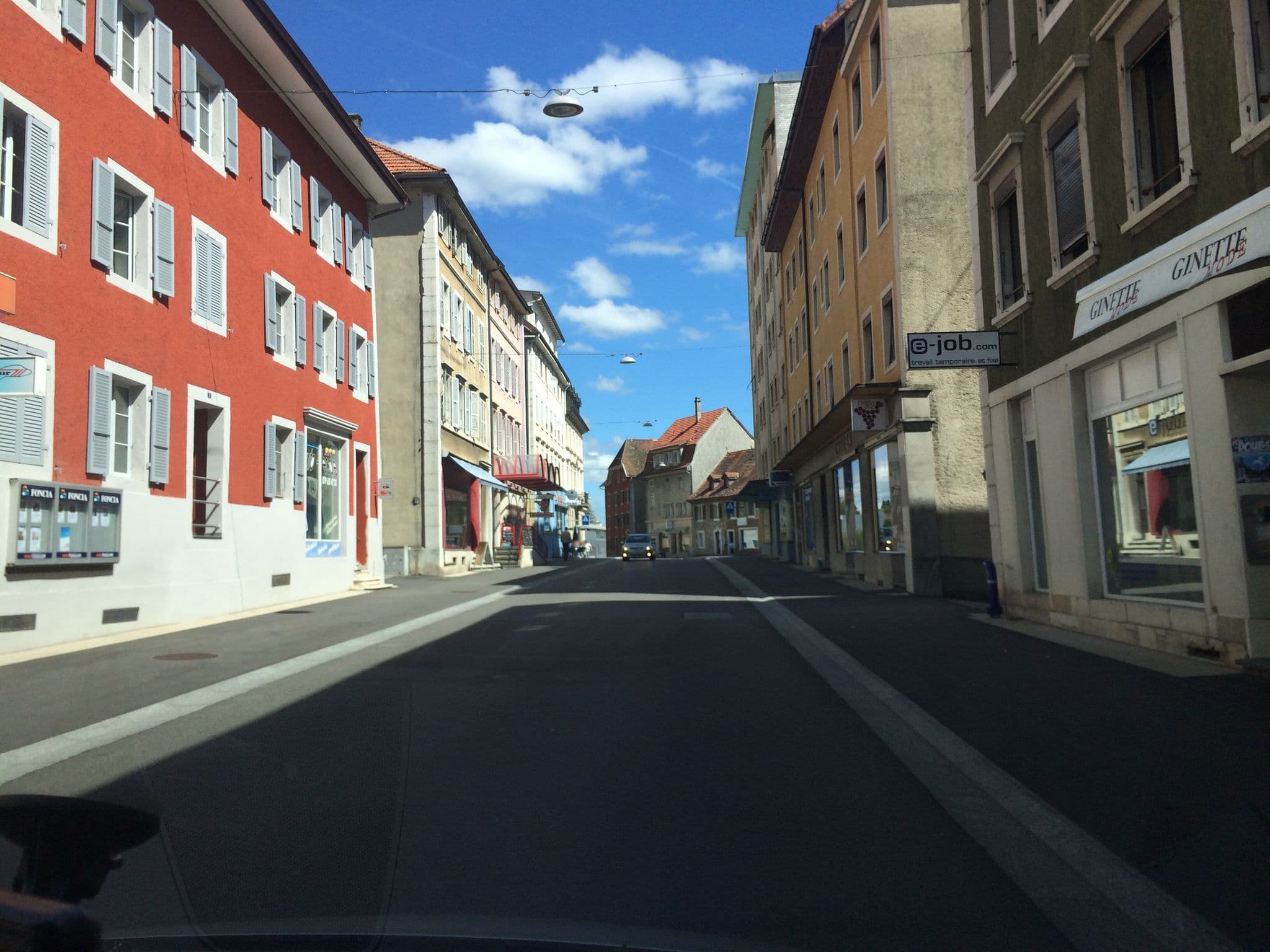 Street view near Hôtel La Fontaine, Saint-Imier — © jan_solem (CC BY-SA · Mapillary)