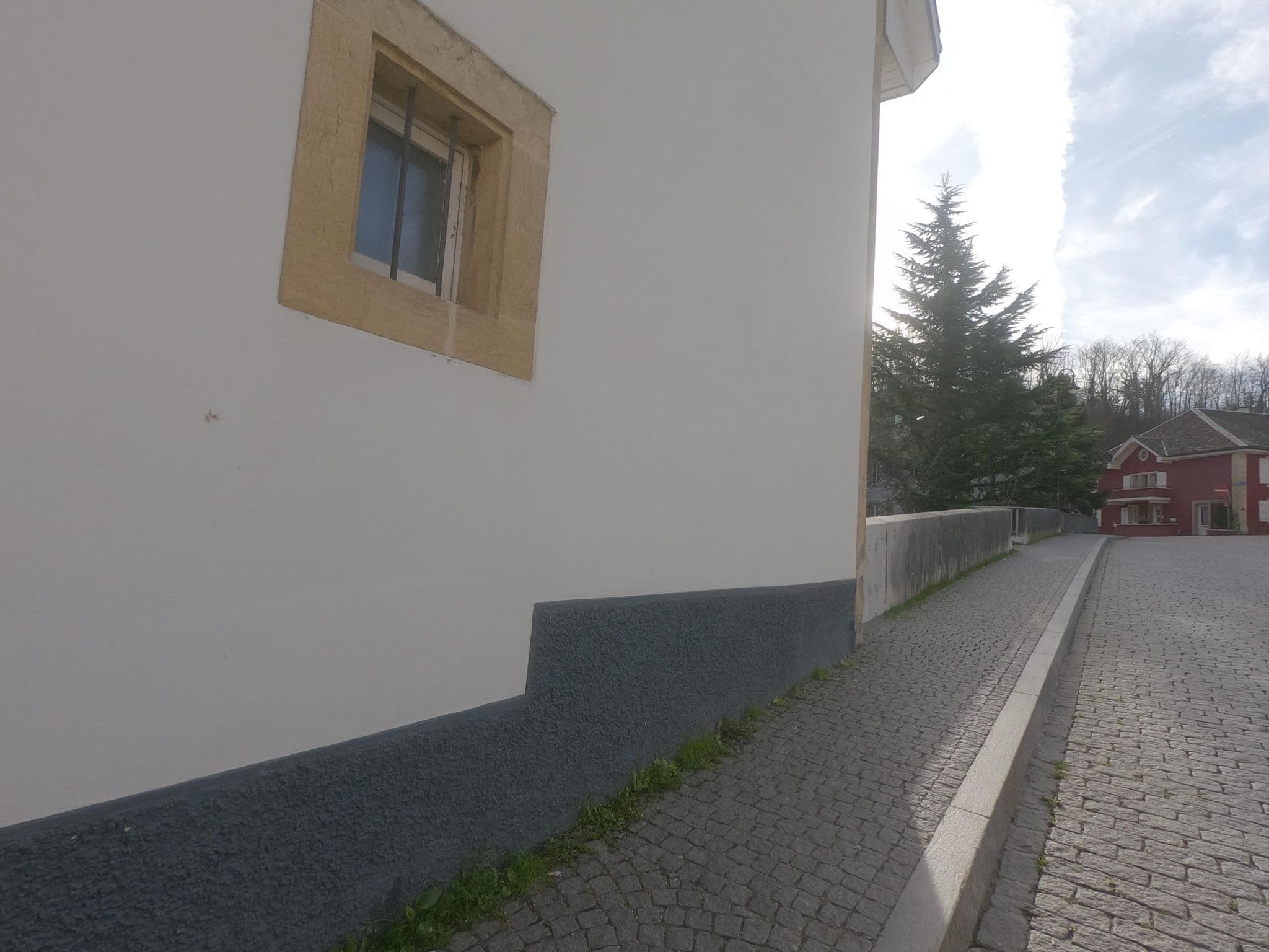 Street view near Jean Vermot-petit-outhenin, Boudry — © gp5mutz (CC BY-SA · Mapillary)