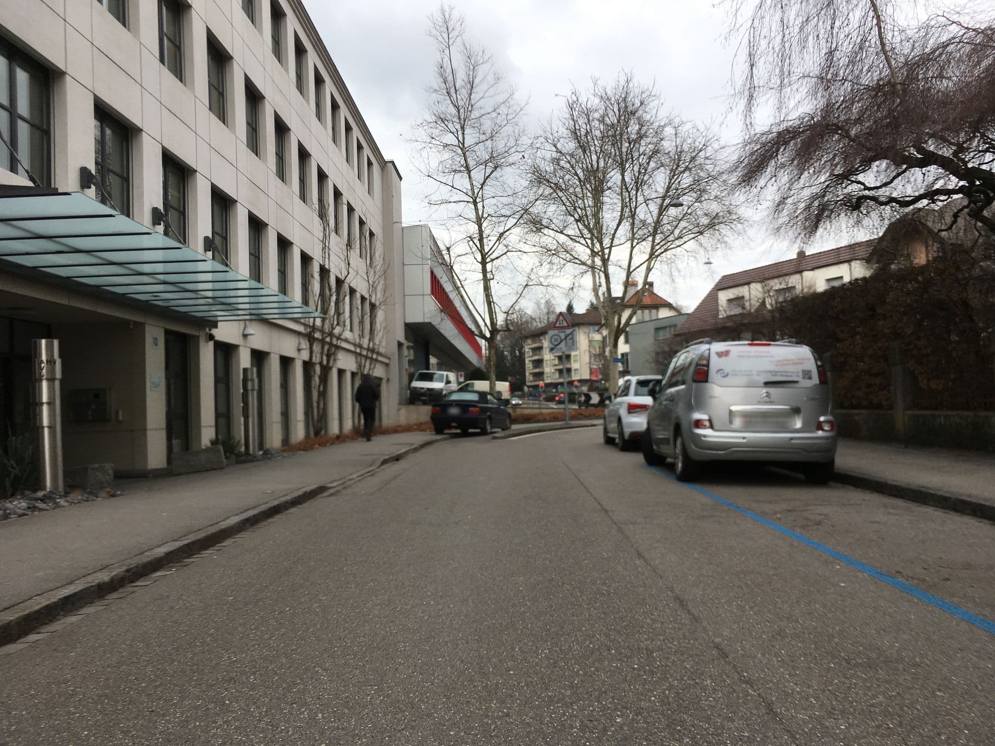 Street view near Caisse de compensation du canton de Berne, Köniz — © habi (CC BY-SA · Mapillary)
