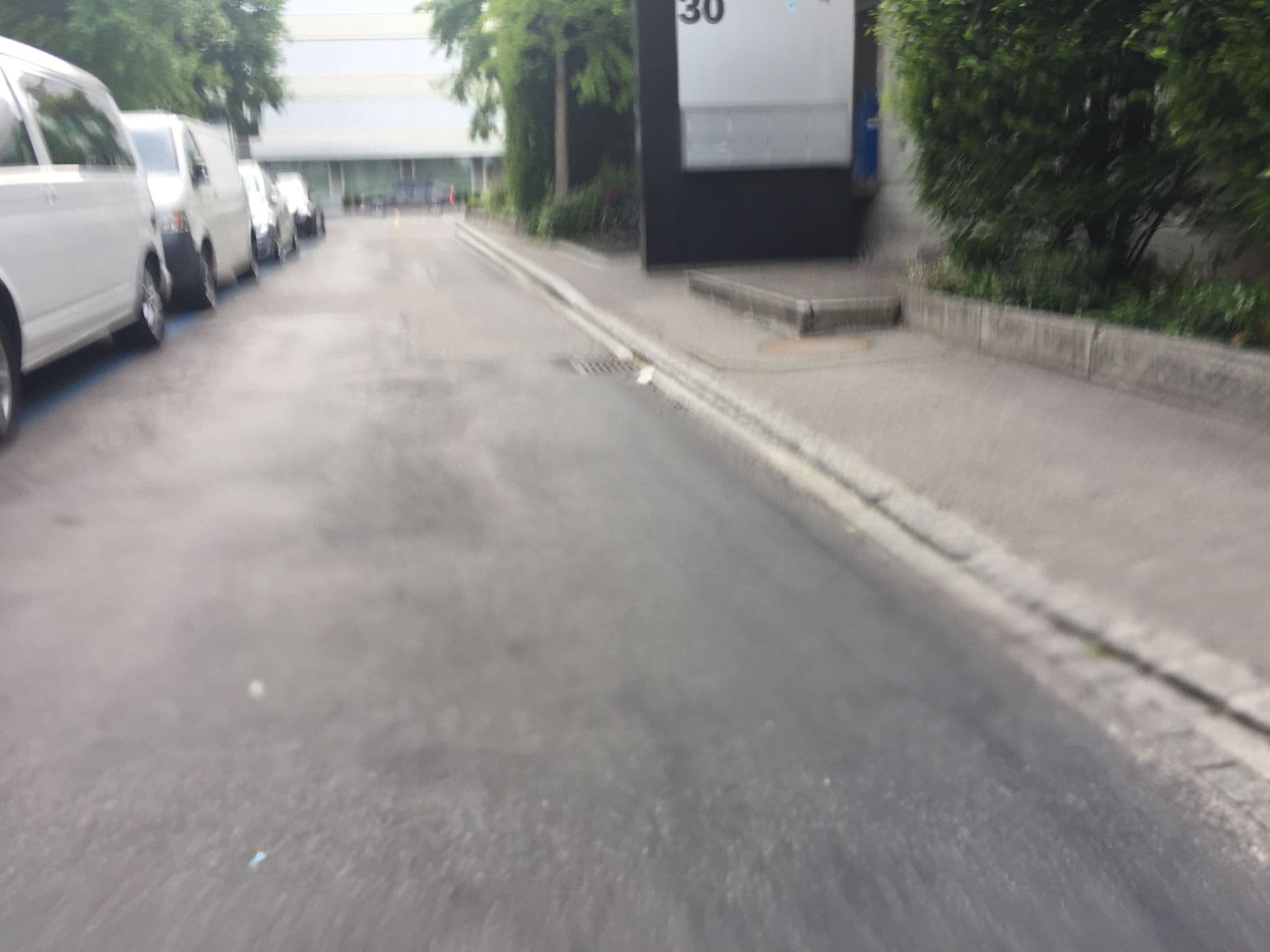 Street view near Pensionskasse der Schweizerischen Bundesbahnen, Bern — © trac71 (CC BY-SA · Mapillary)