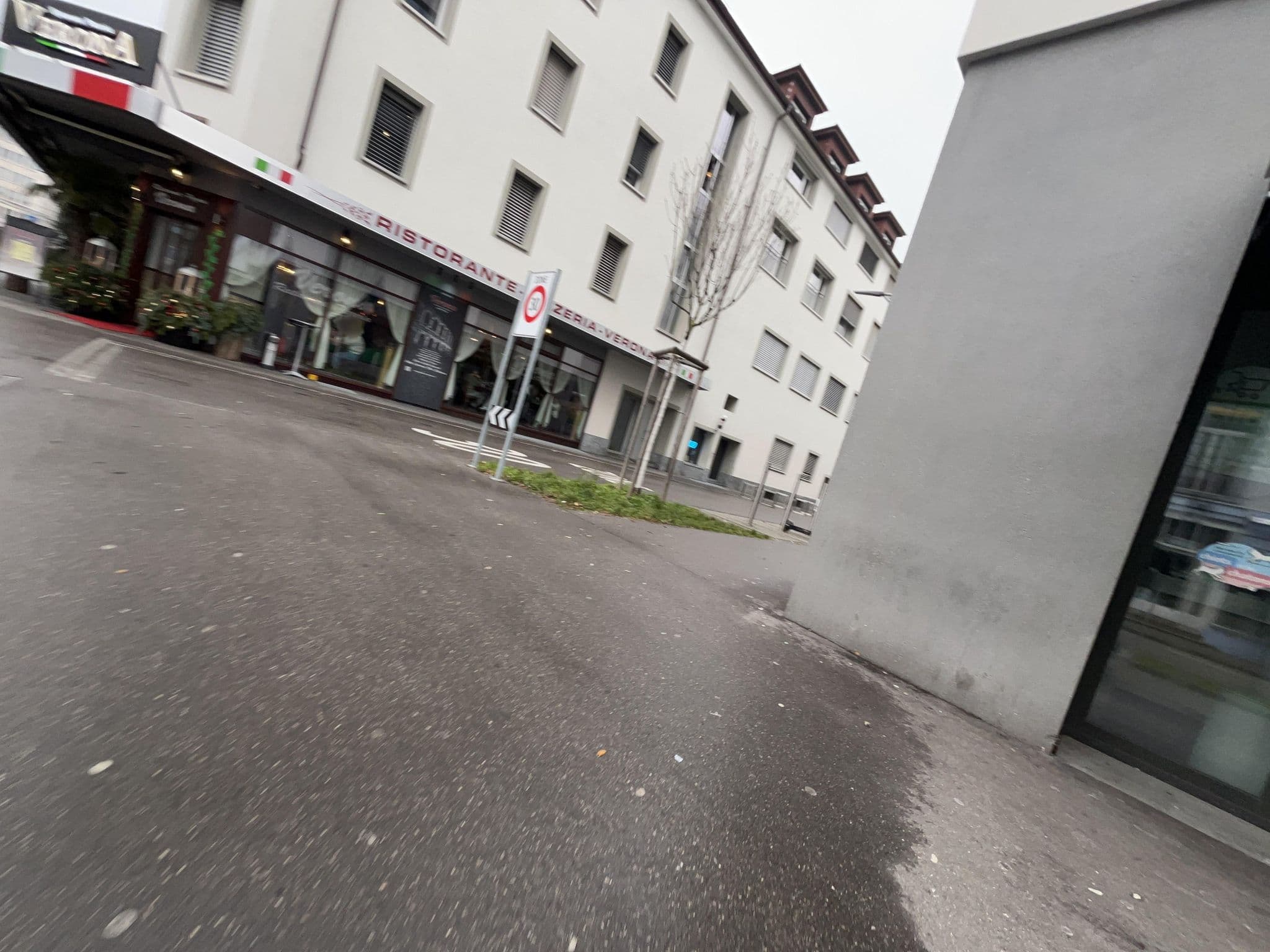 Street view near Johanna Flury, Biel/Bienne — © mapil0x (CC BY-SA · Mapillary)