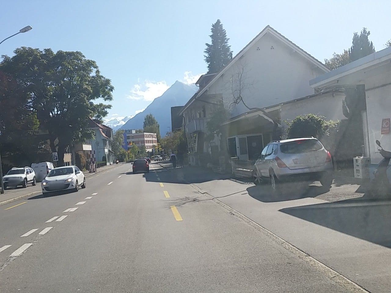 Street view near Rössli Dürrenast, Thun — © joostjakob (CC BY-SA · Mapillary)