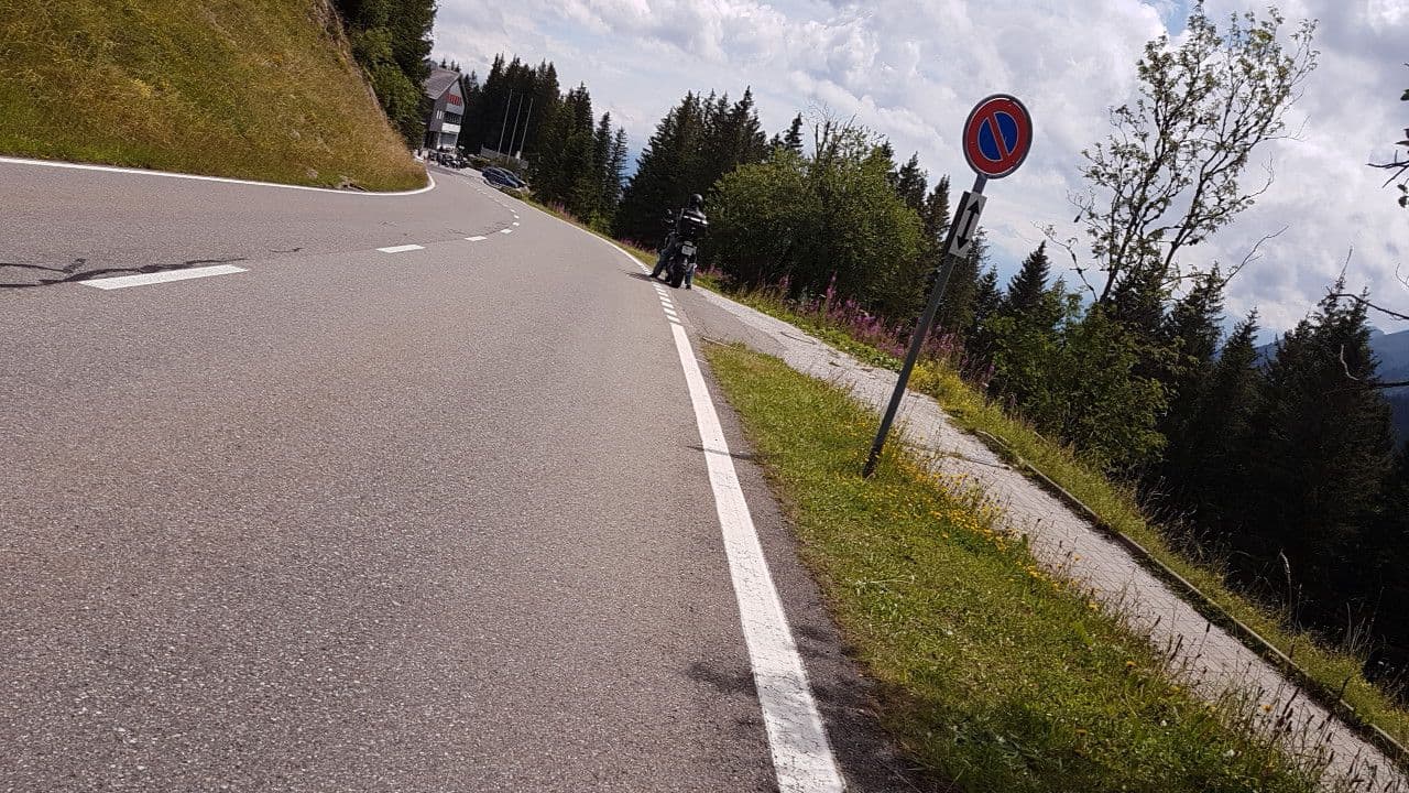 Street view near Bergheim (Berghause), Blumenstein — © trac71 (CC BY-SA · Mapillary)