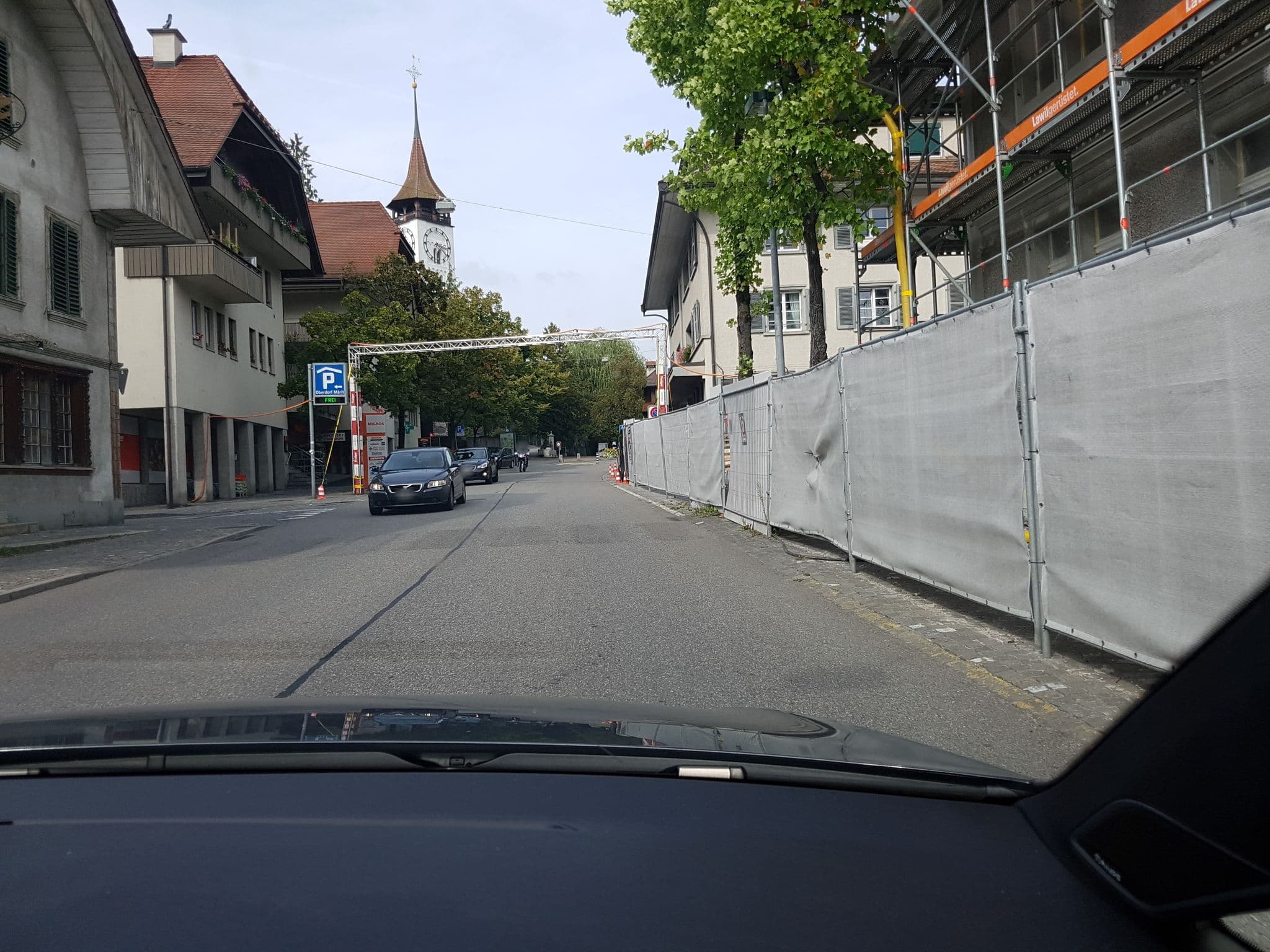 Street view near Dorf Gasthof Bären, Steffisburg — © axe (CC BY-SA · Mapillary)