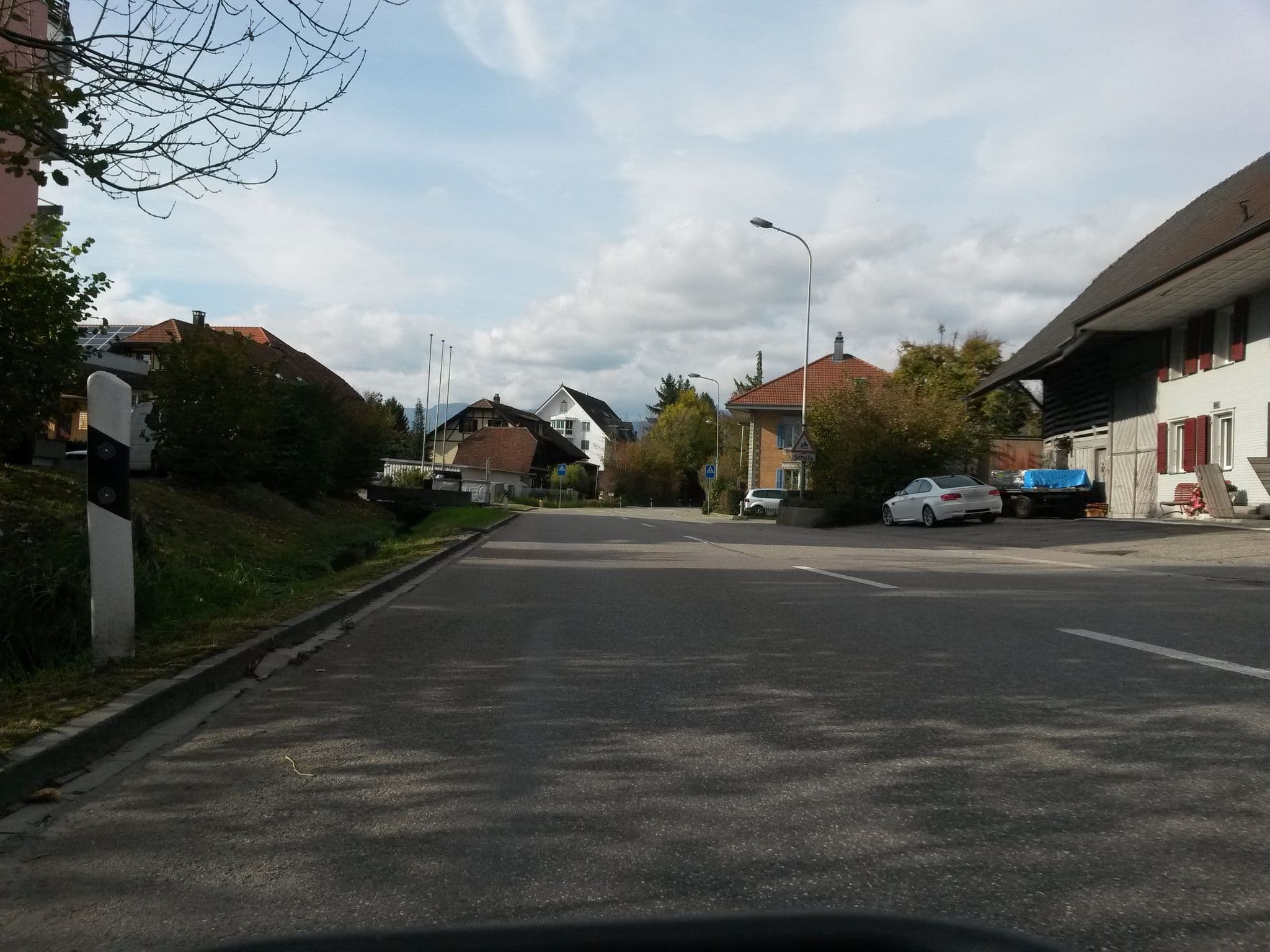 Street view near Restaurant Linde, Derendingen — © rebootnow (CC BY-SA · Mapillary)