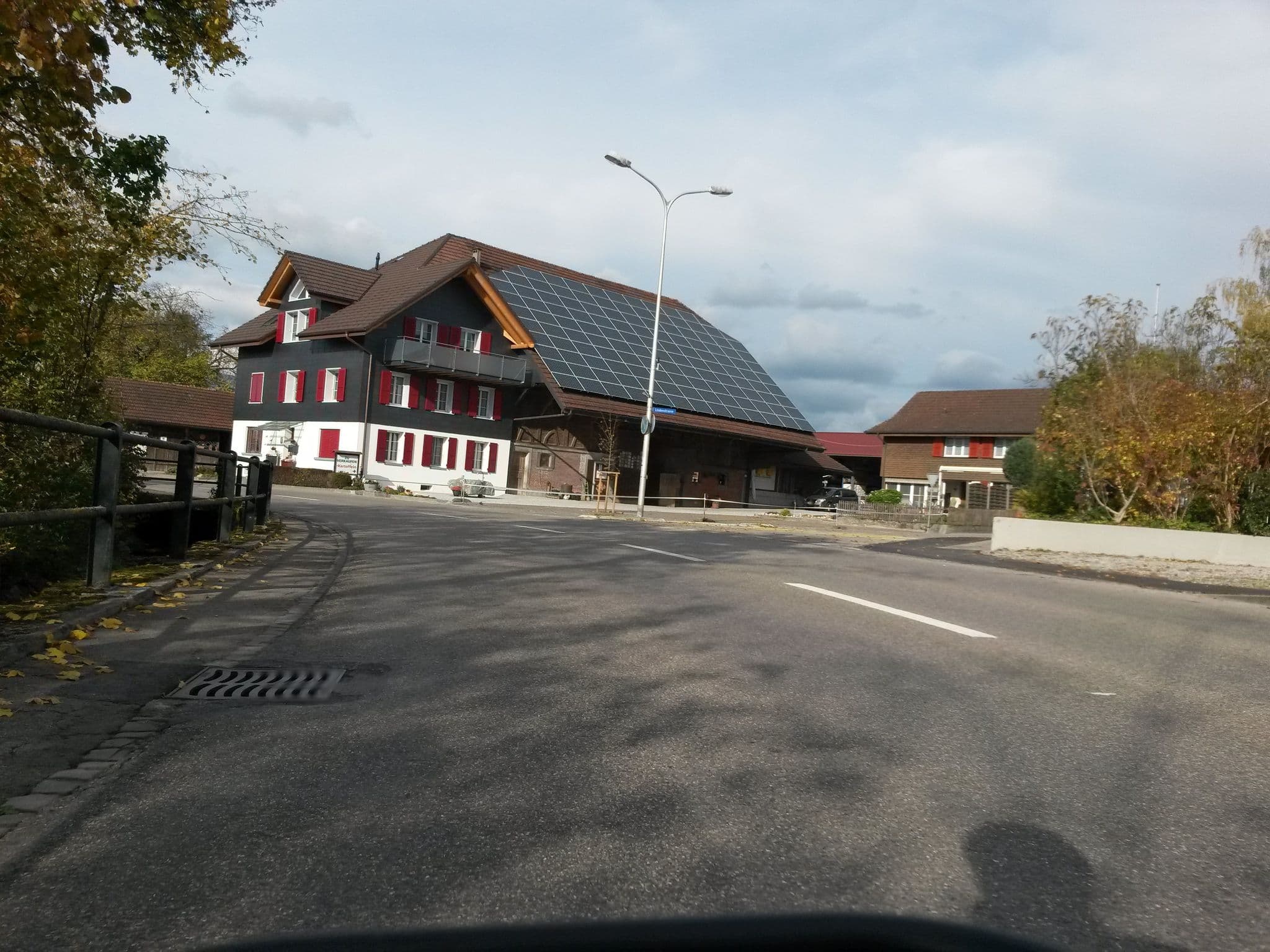 Street view near Philipp Marti, Derendingen — © rebootnow (CC BY-SA · Mapillary)
