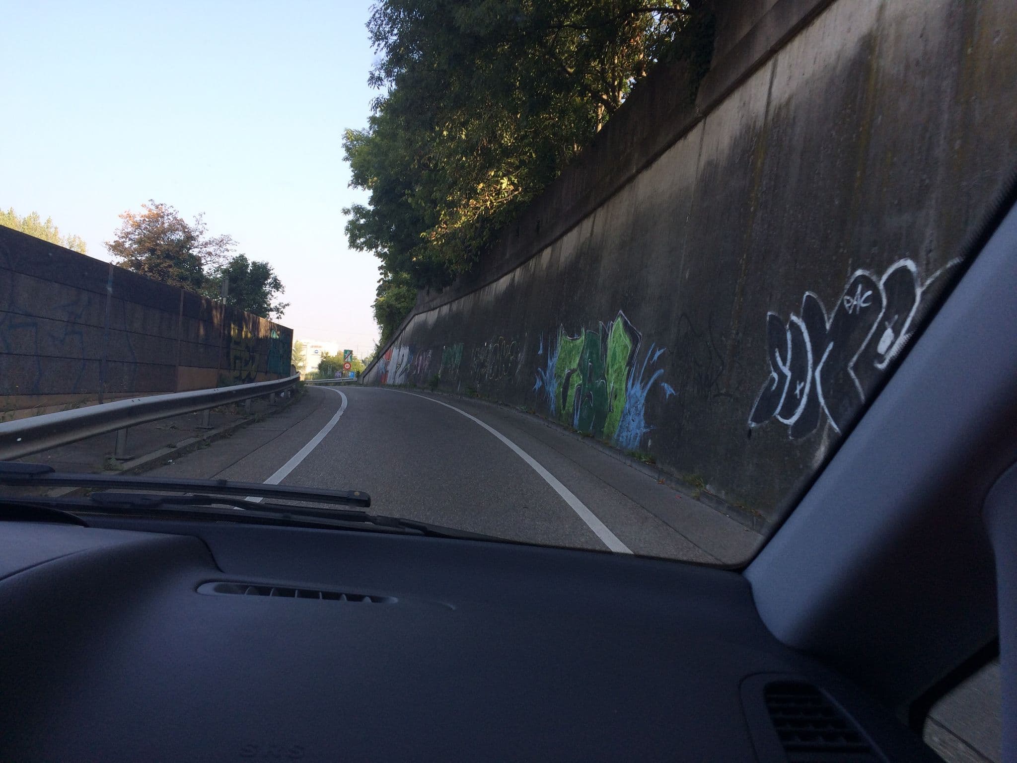 Street view near B&B Pappelweg - 2, Birsfelden — © comstar (CC BY-SA · Mapillary)