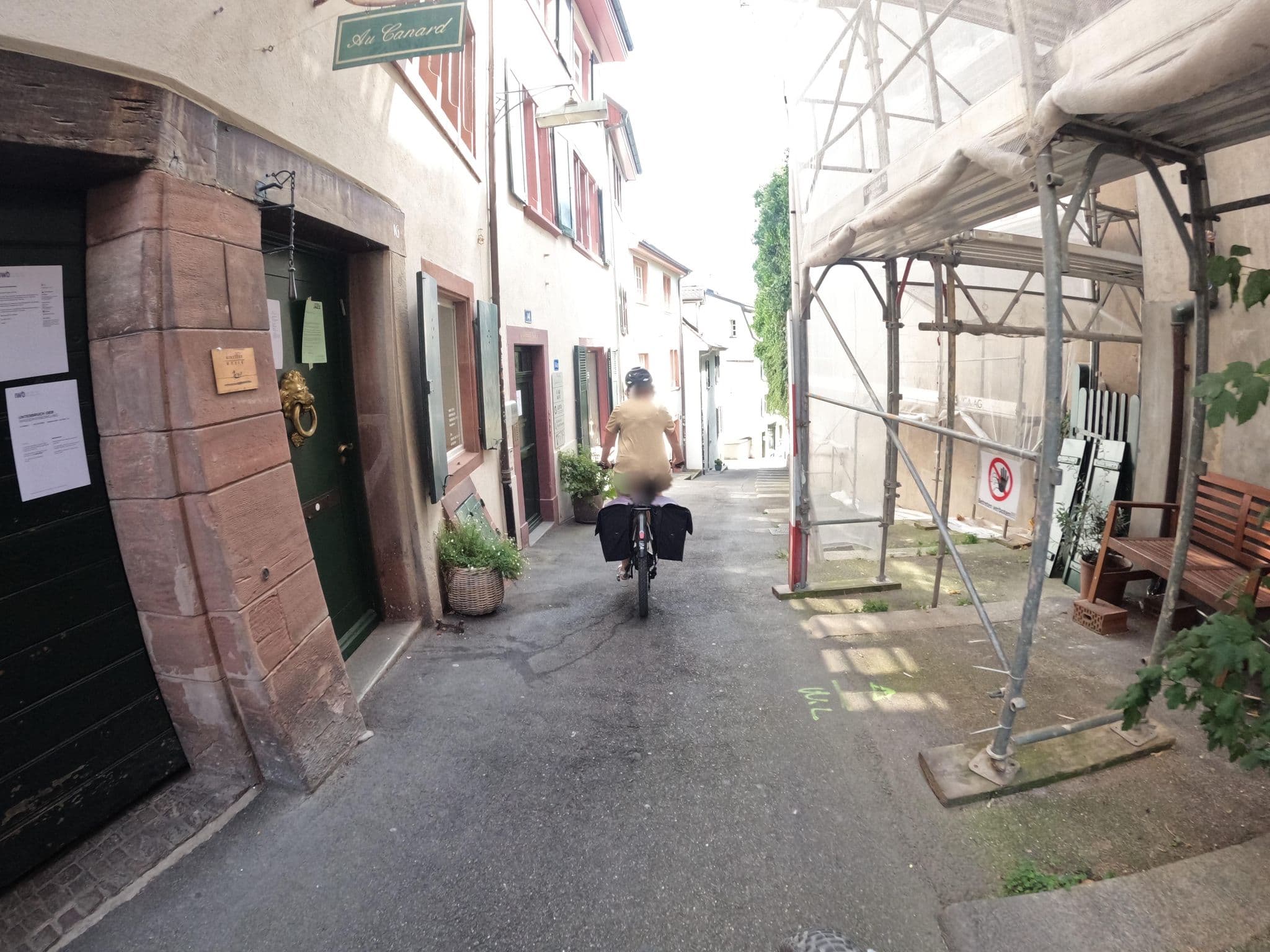 Street view near BnB Lionheart, Basel — © vinisa (CC BY-SA · Mapillary)